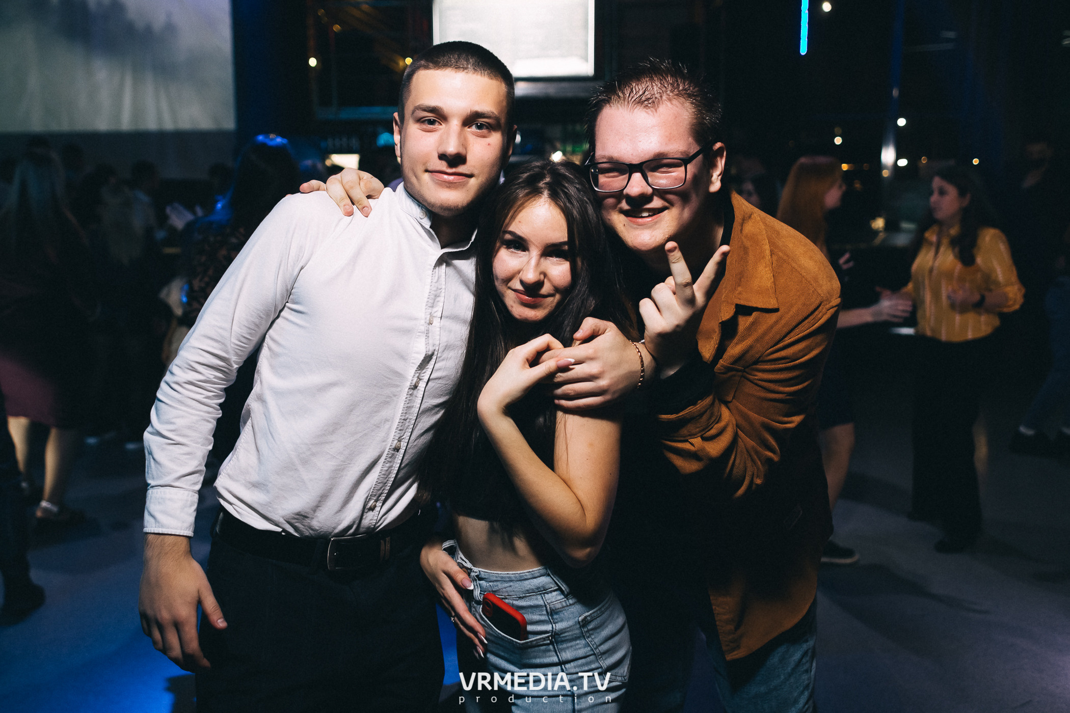 Выходные в баре «DOSKI»