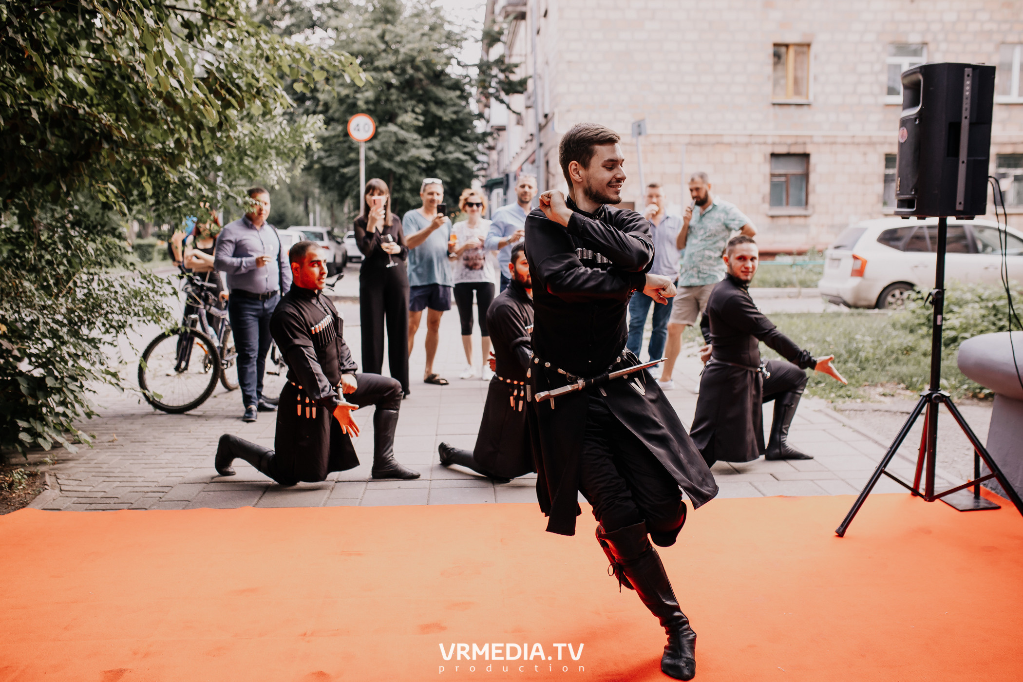 День рождения ресторана «Батоно Хинкали»