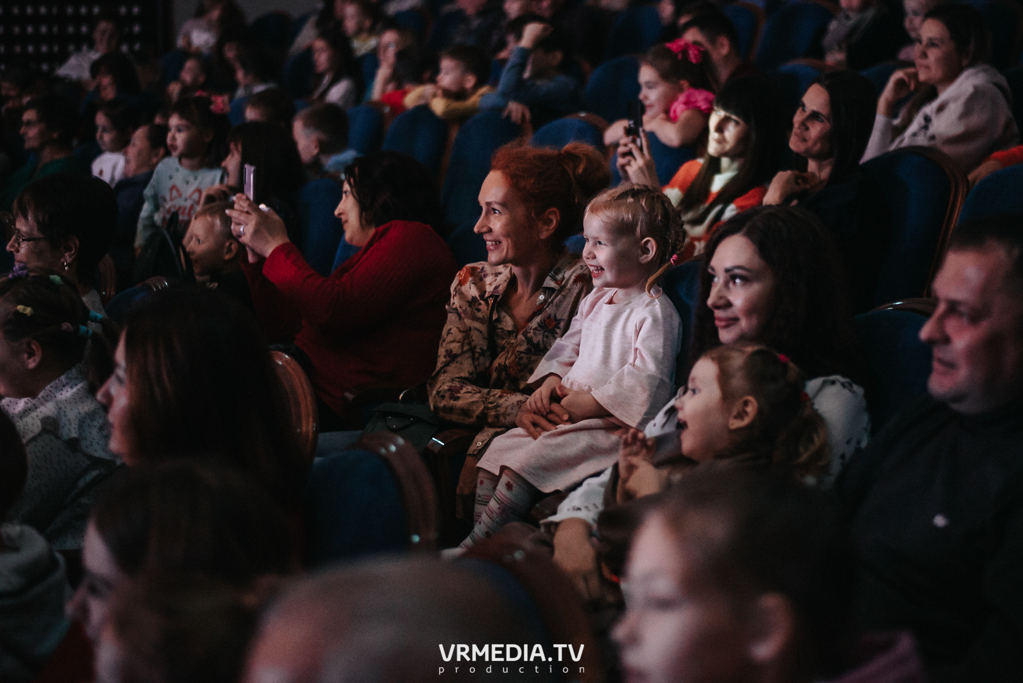 Шоу мыльных пузырей CLINK