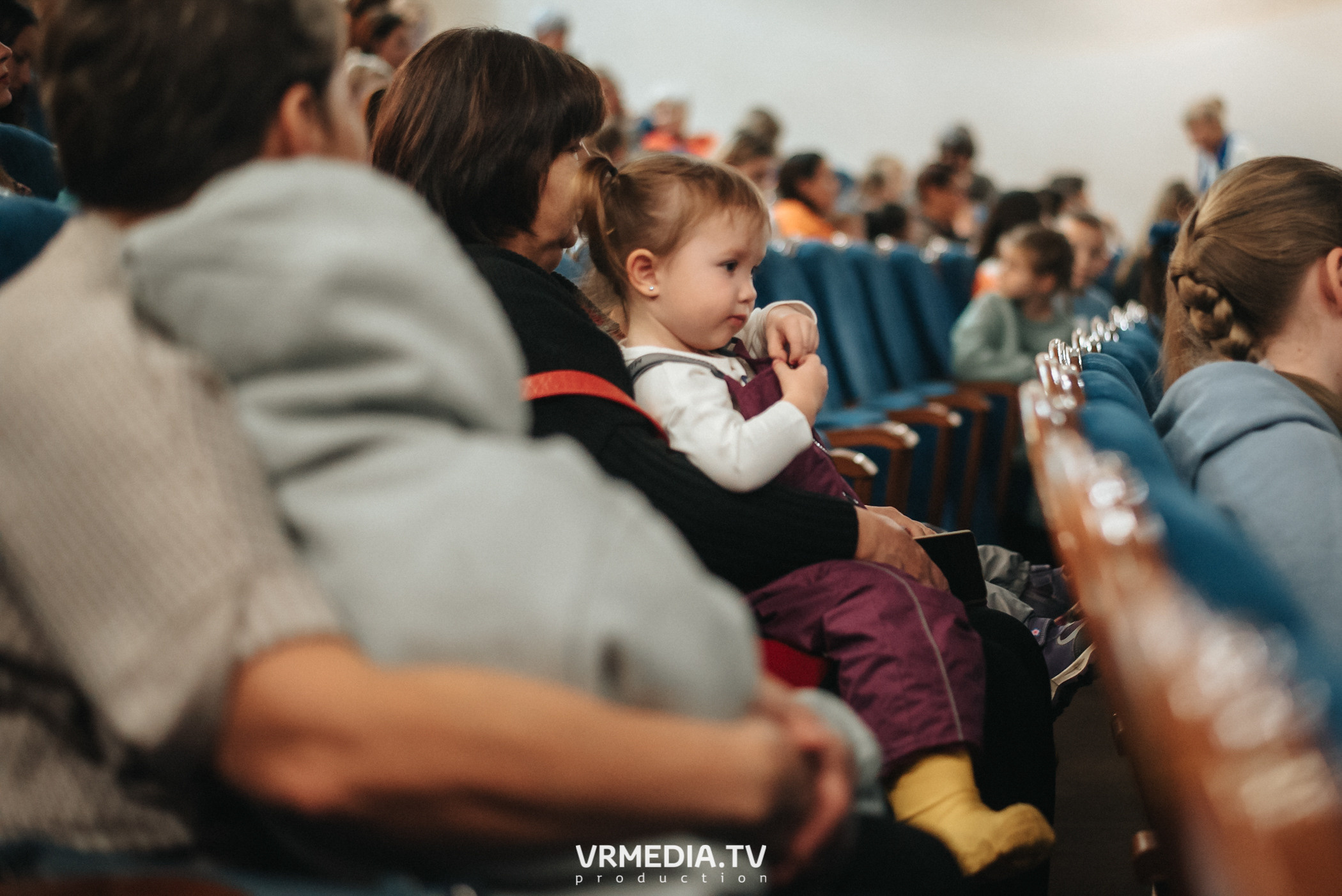 Шоу мыльных пузырей CLINK