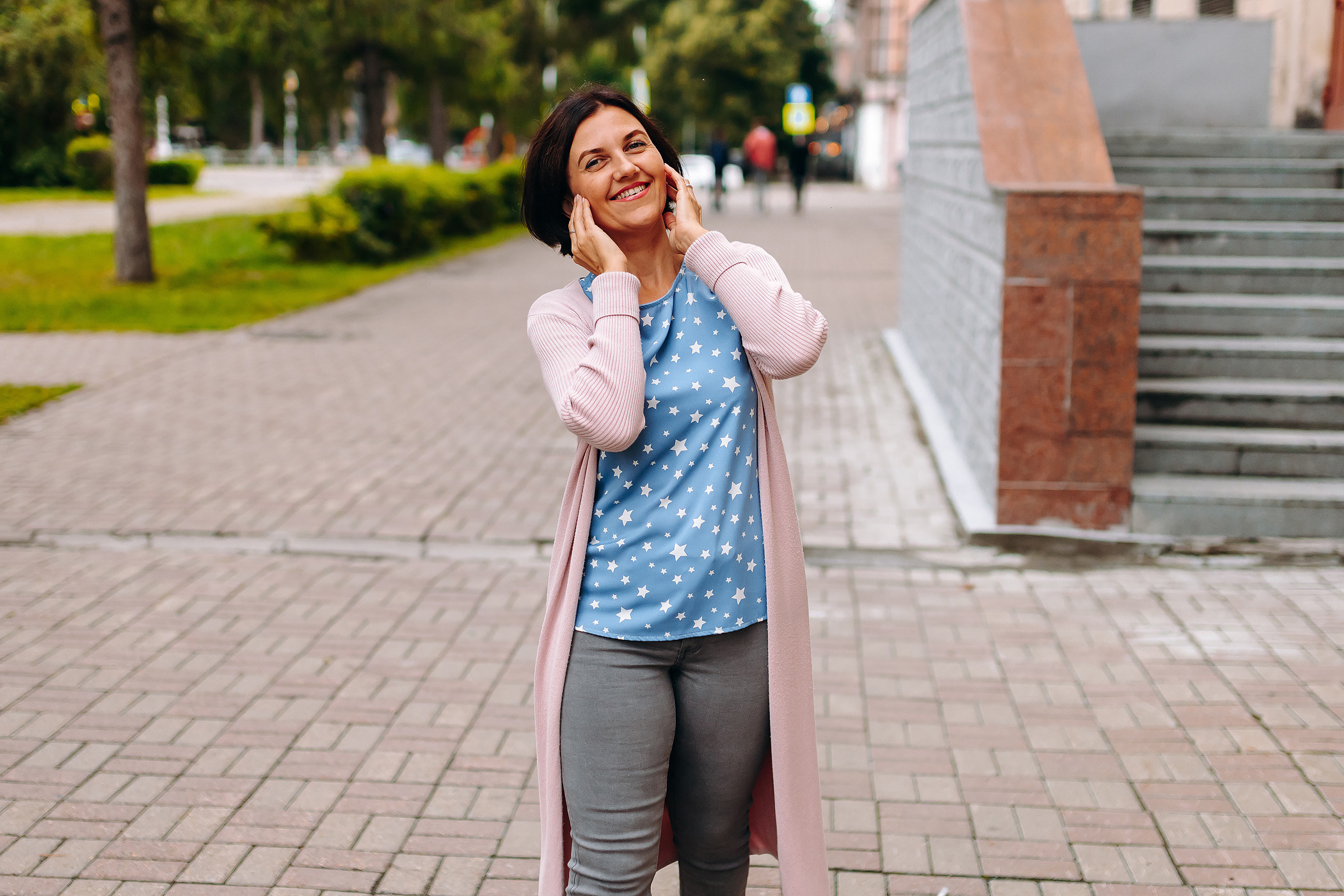 Драмтеатр (Весенняя, 11)