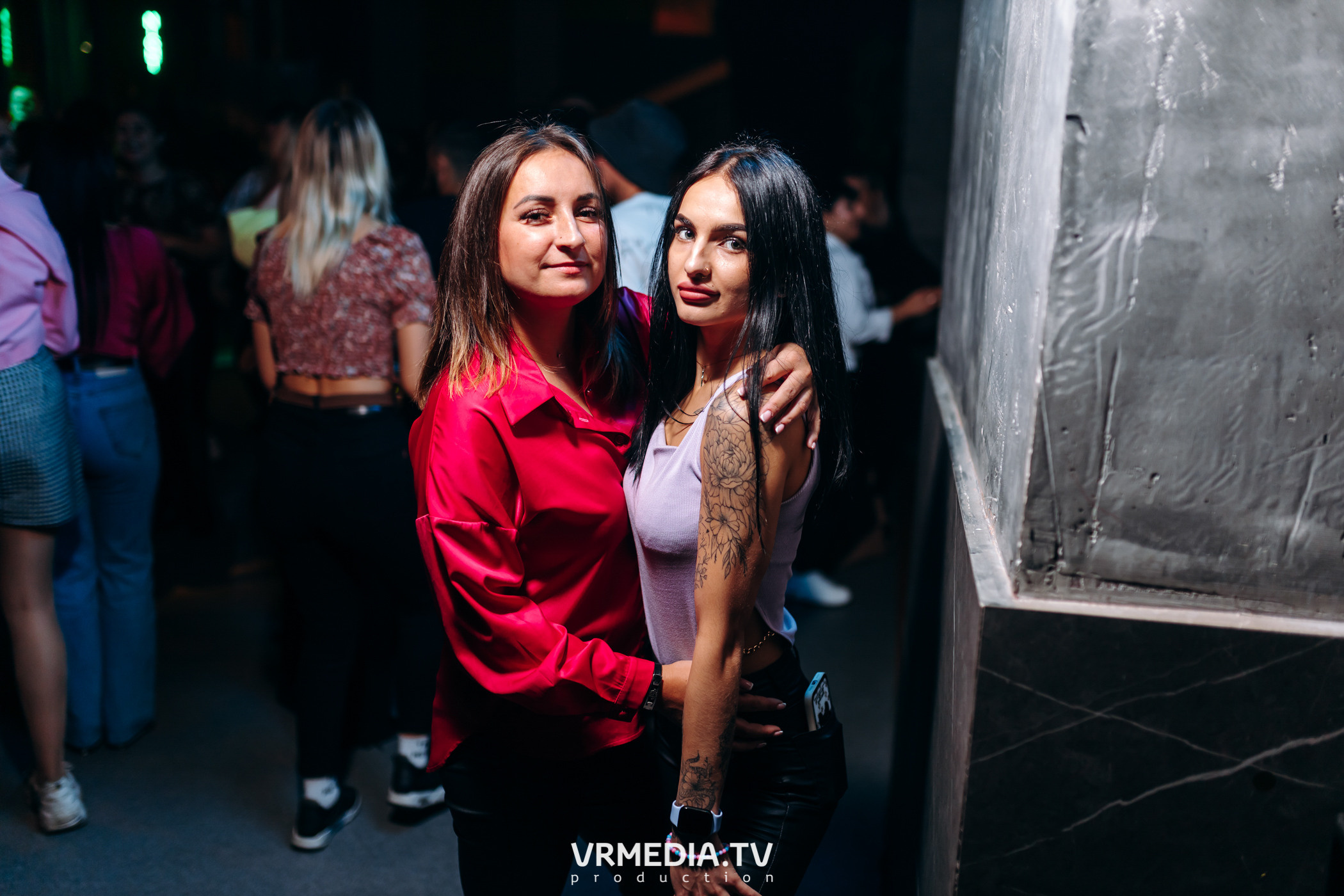 Выходные в баре «DOSKI»