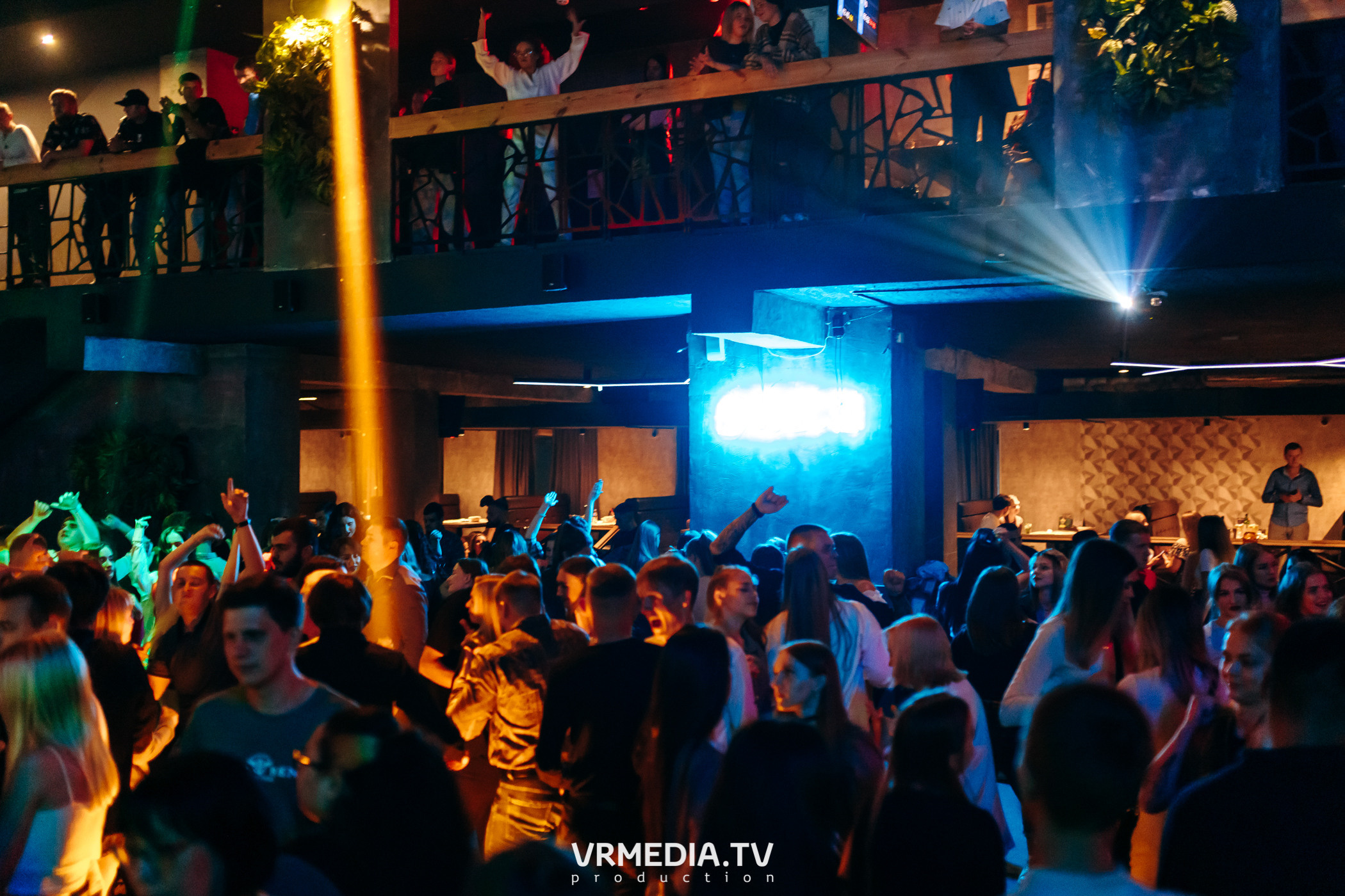 Выходные в баре «DOSKI»