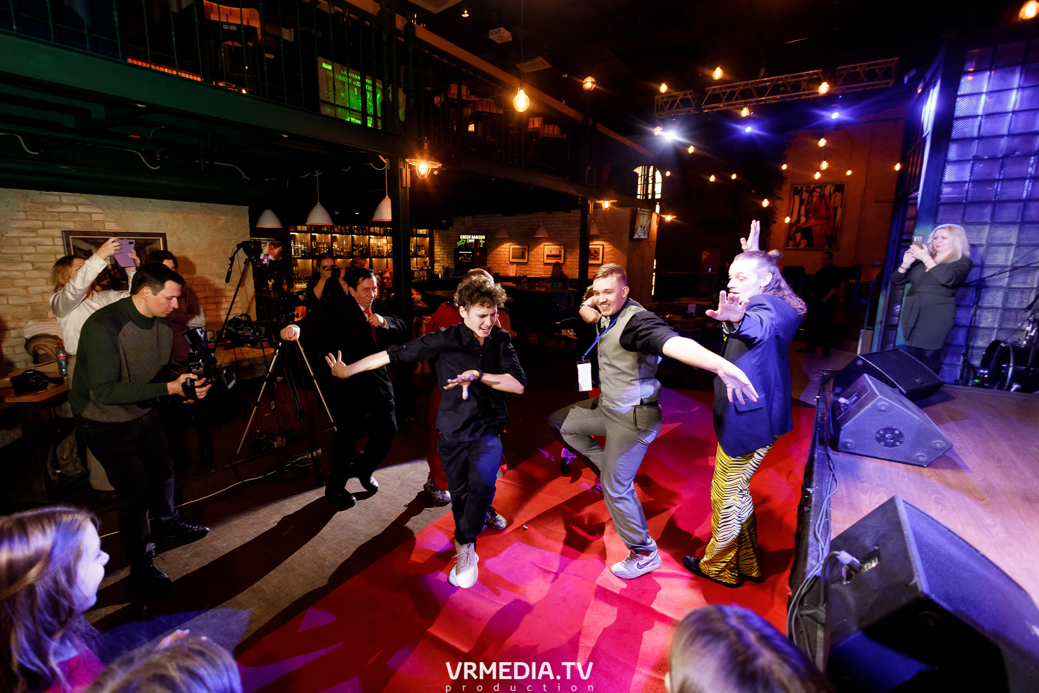 Leomar production. Лестница к славе «1 год»