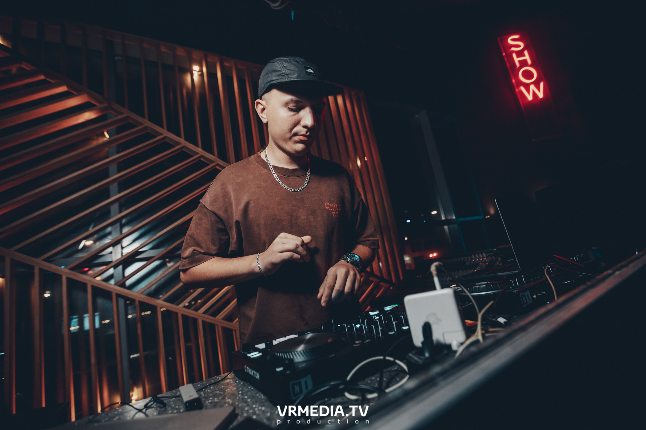 Выходные в баре «DOSKI»