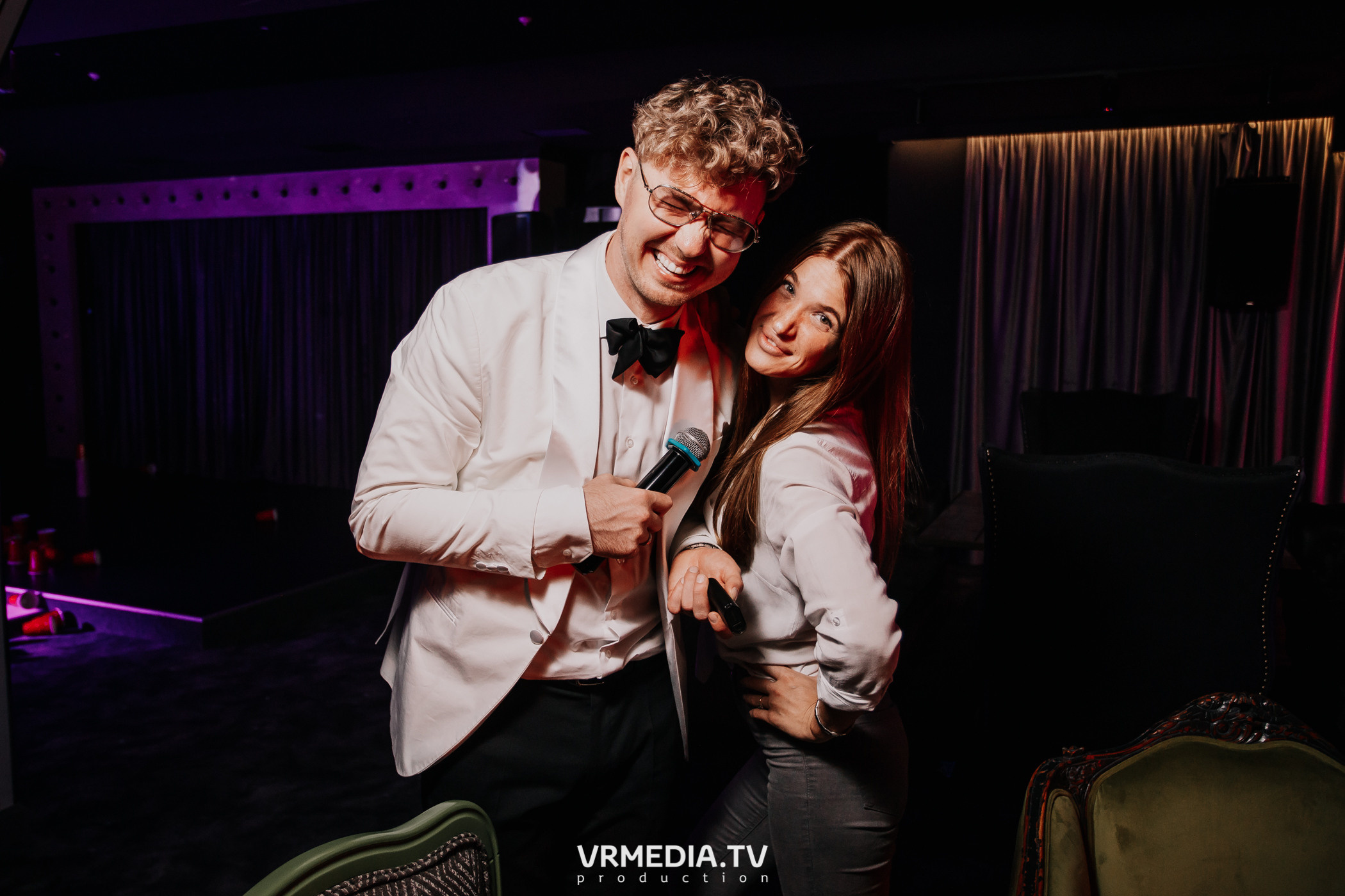 Выходные в караоке-баре «Volna»