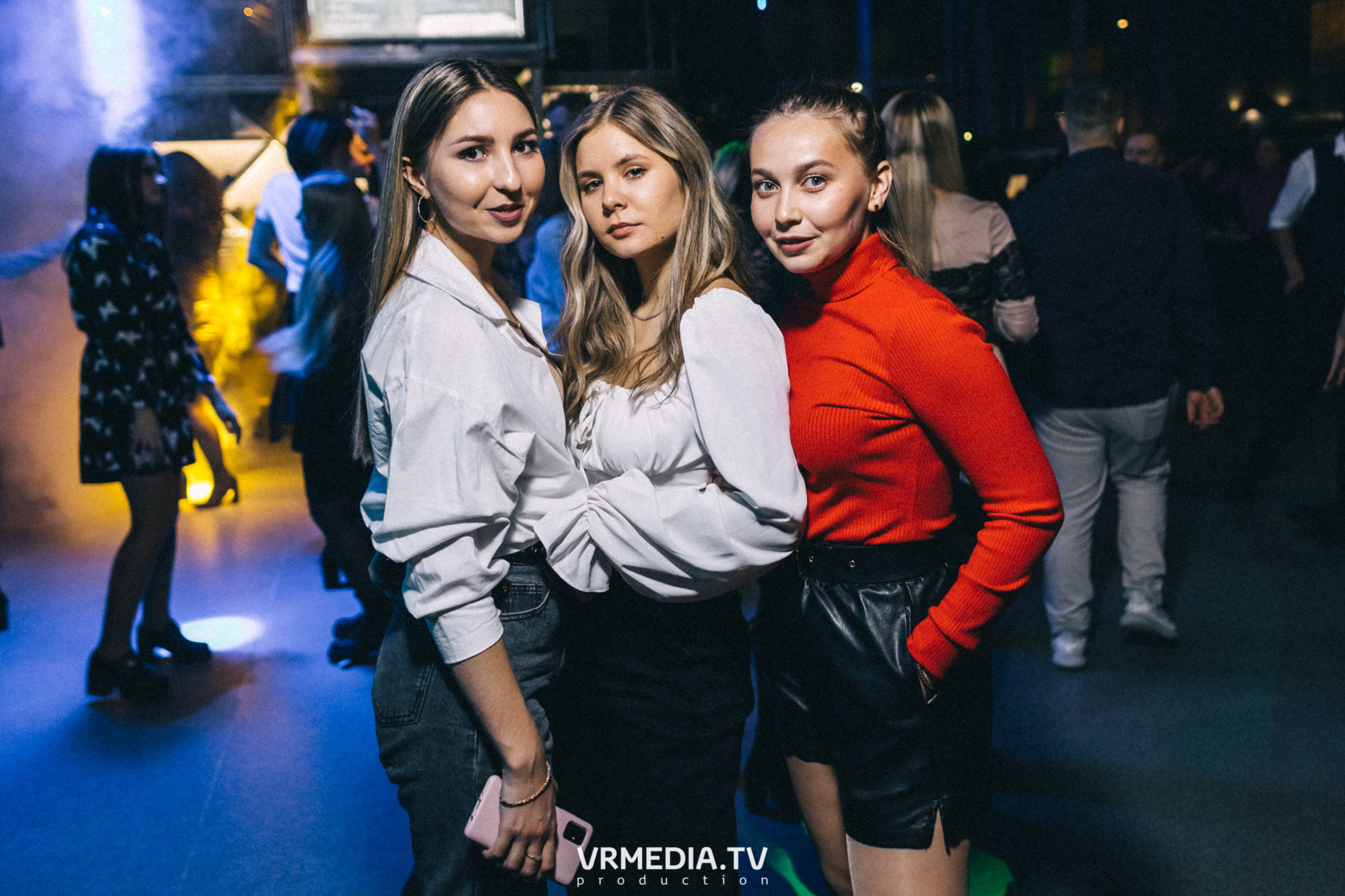 Выходные в баре «DOSKI»