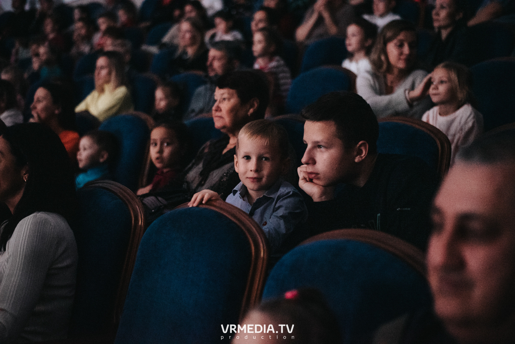 Шоу мыльных пузырей CLINK