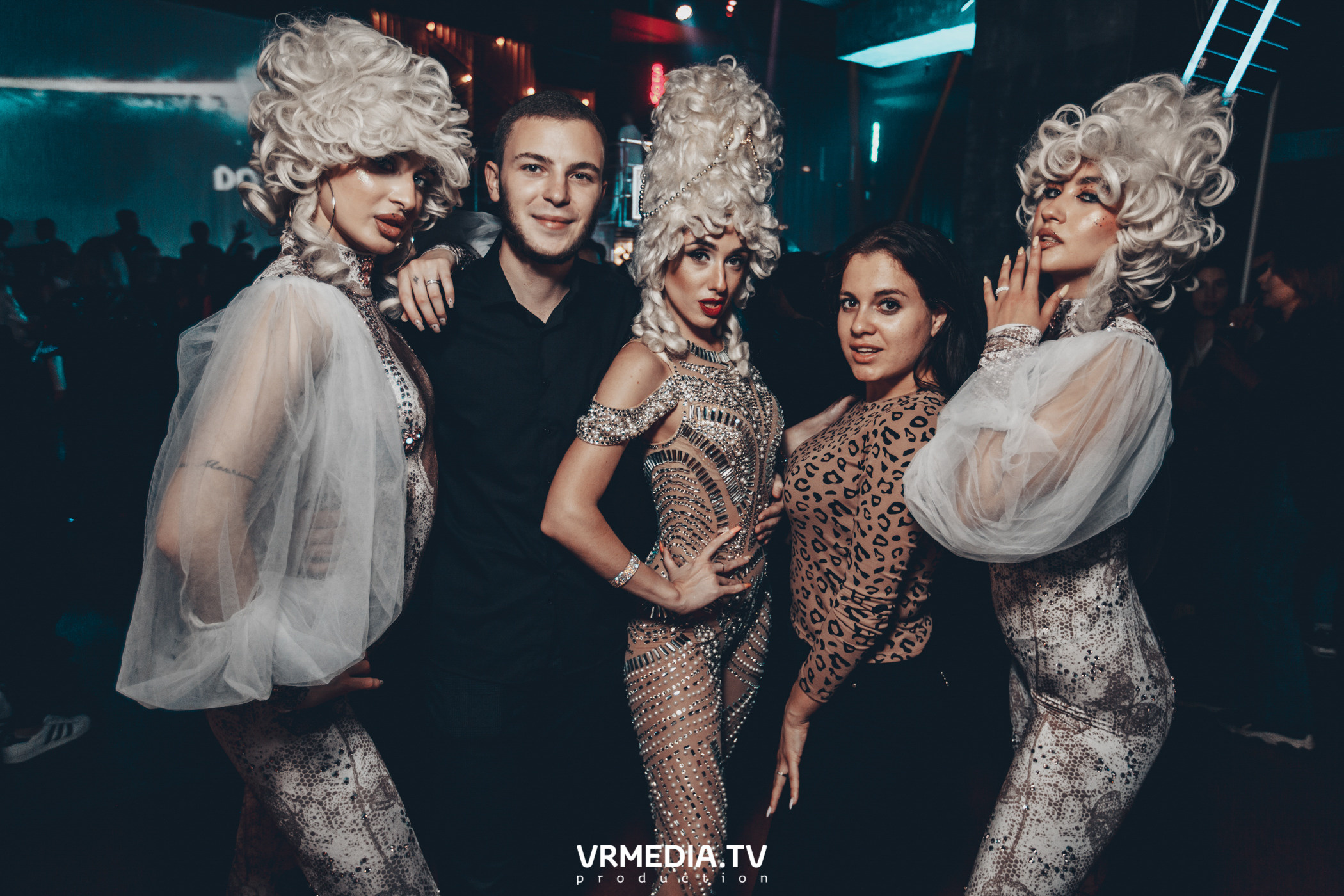 Выходные в баре «DOSKI»