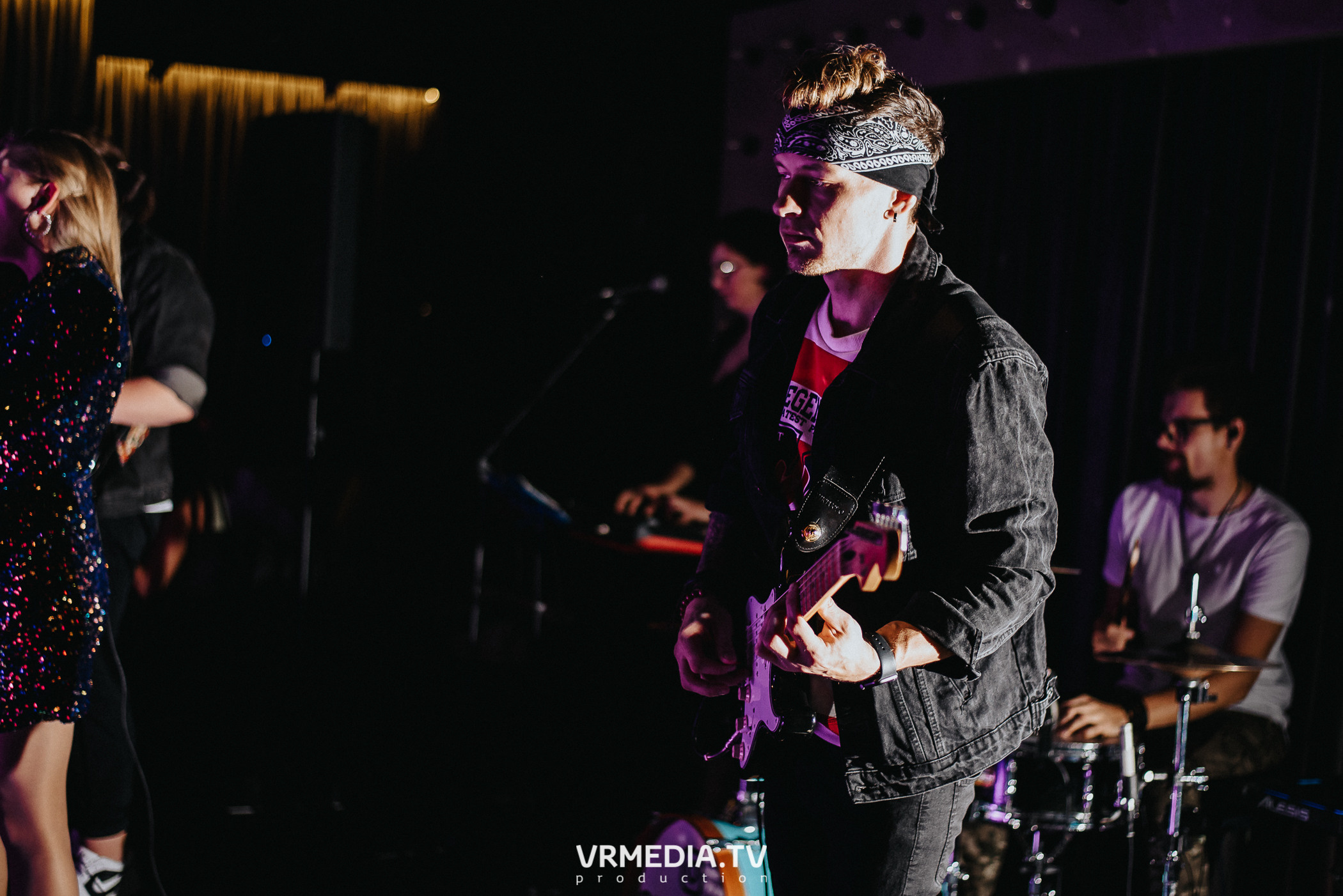 Выходные в караоке-баре «Volna»