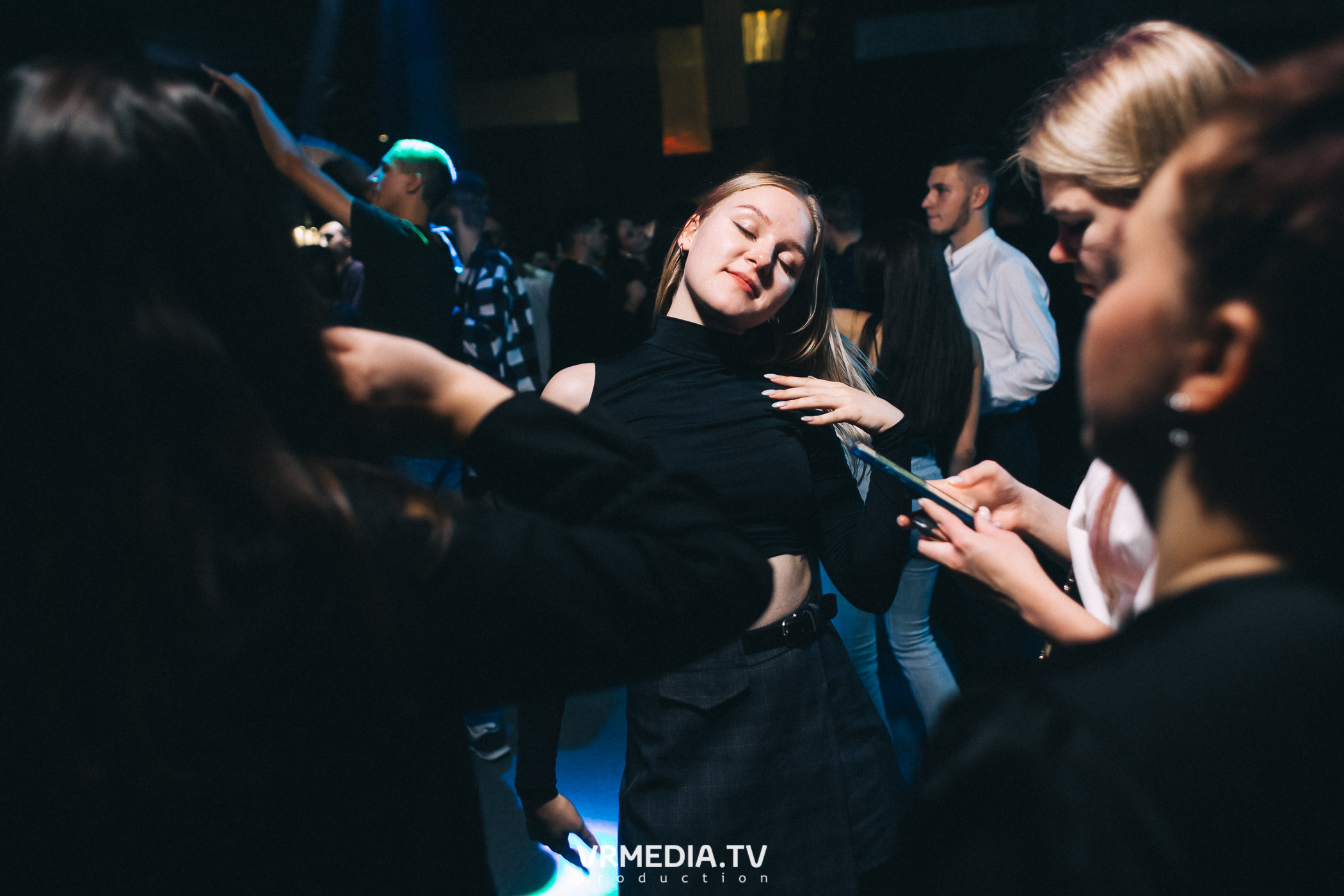 Выходные в баре «DOSKI»