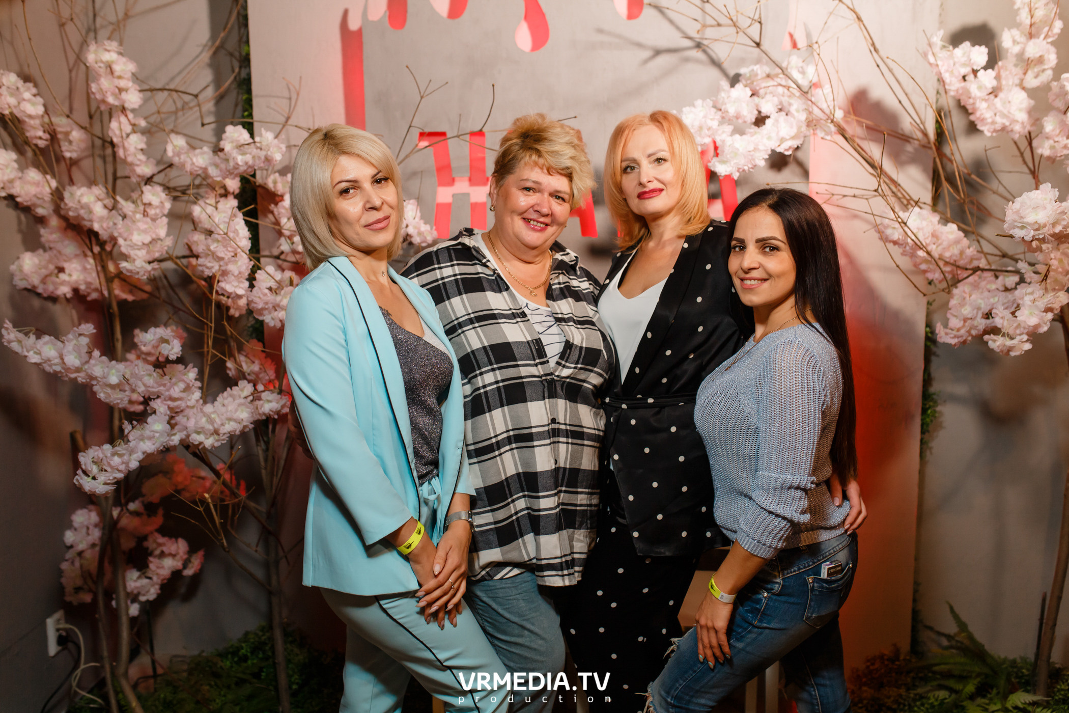 #ЖАРКИЕДНИИНОЧИ в гриль-баре «Жара»