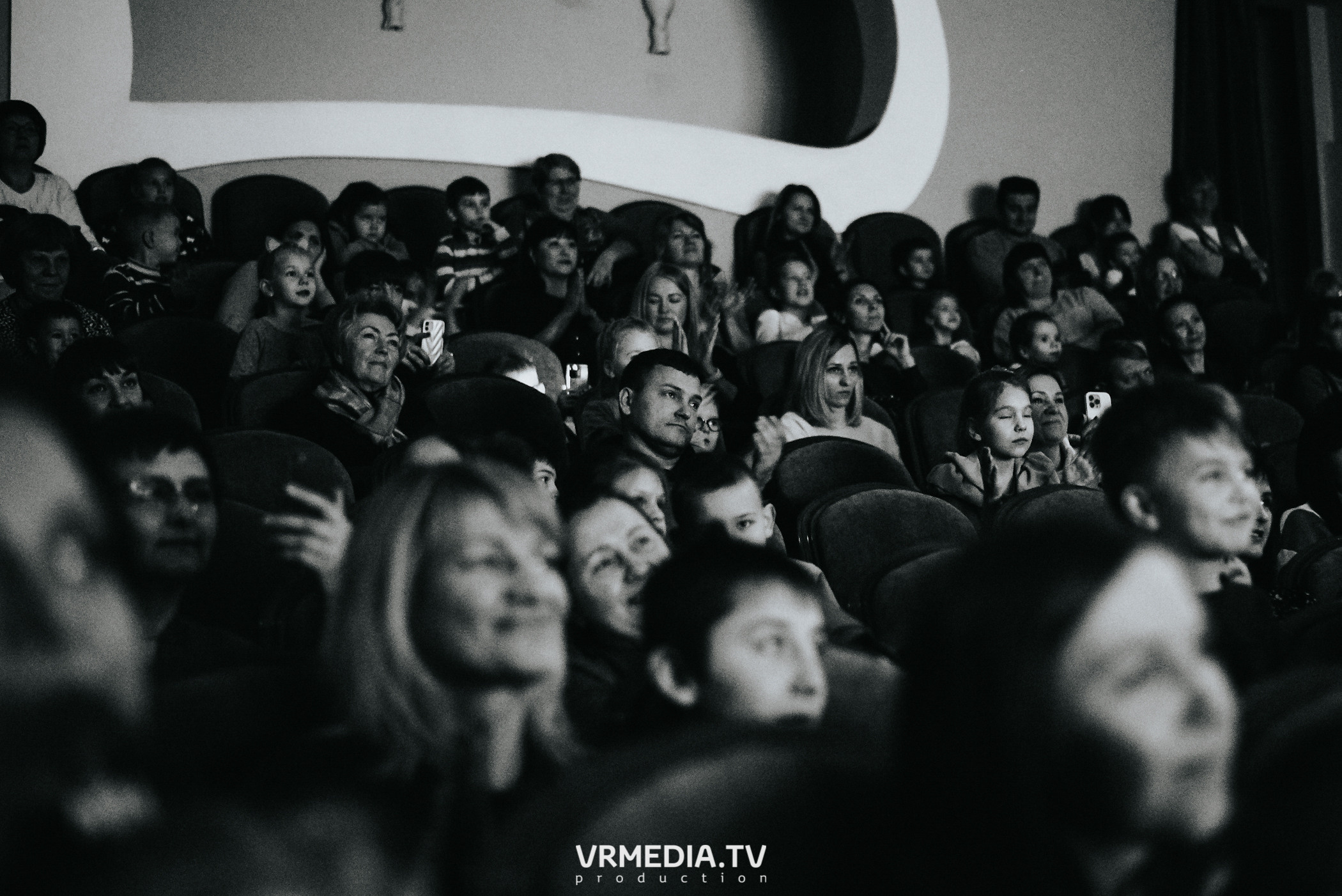 Шоу мыльных пузырей CLINK