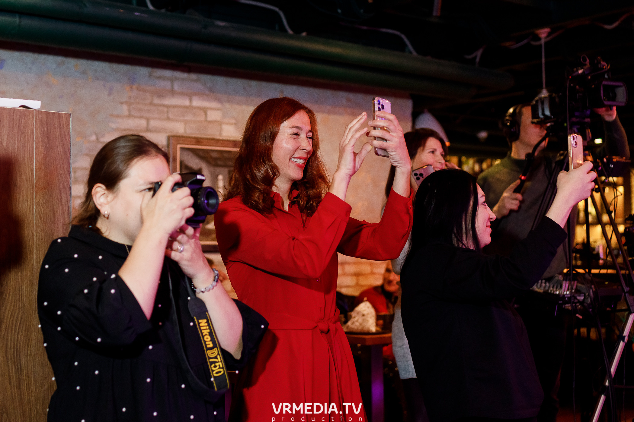 Leomar production. Лестница к славе «1 год»