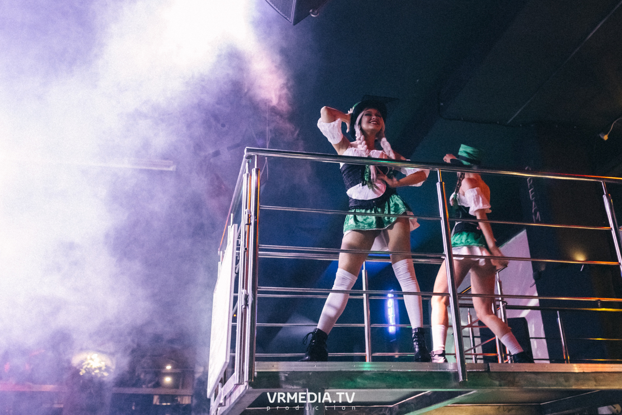 Выходные в баре «DOSKI»