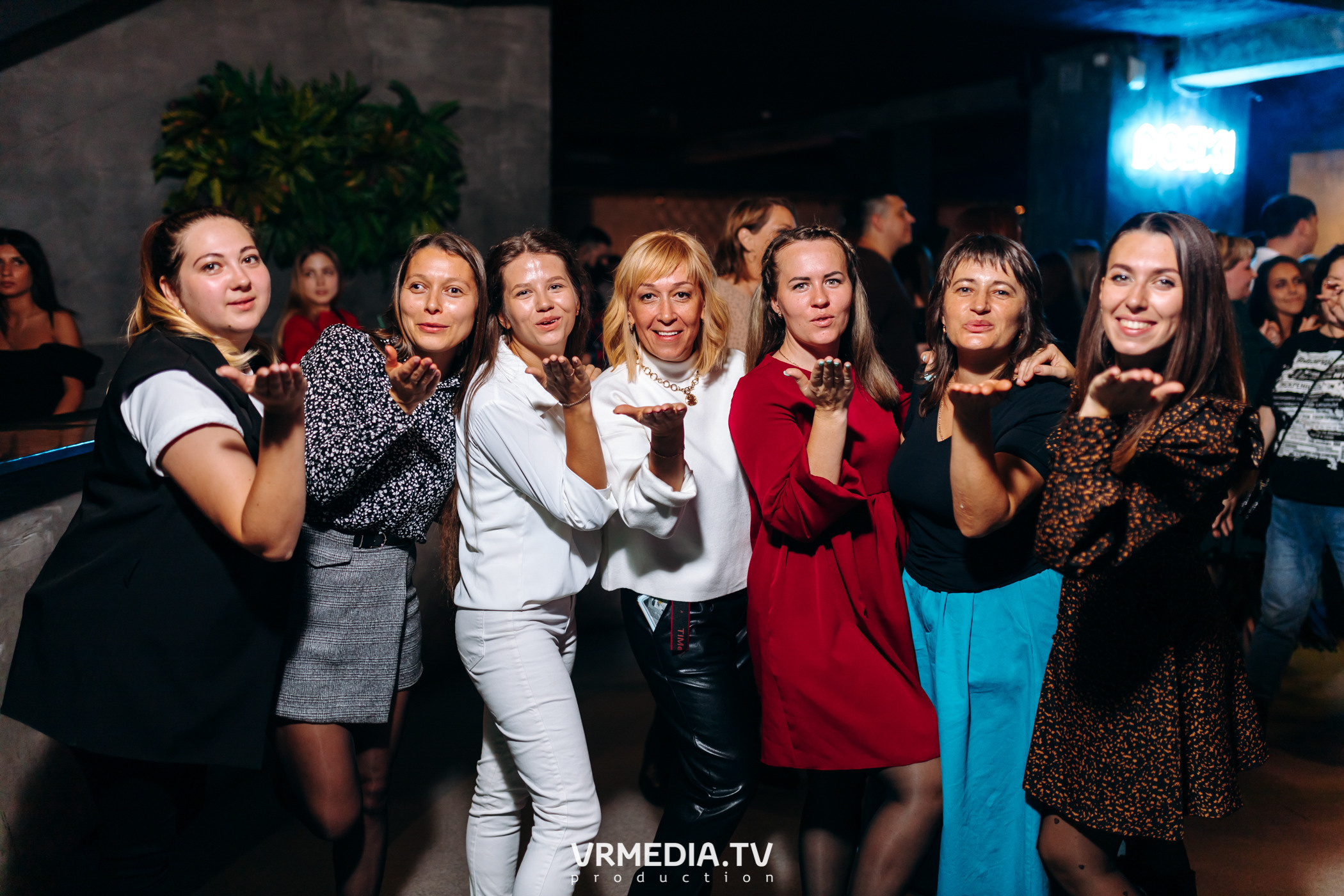 Выходные в баре «DOSKI»