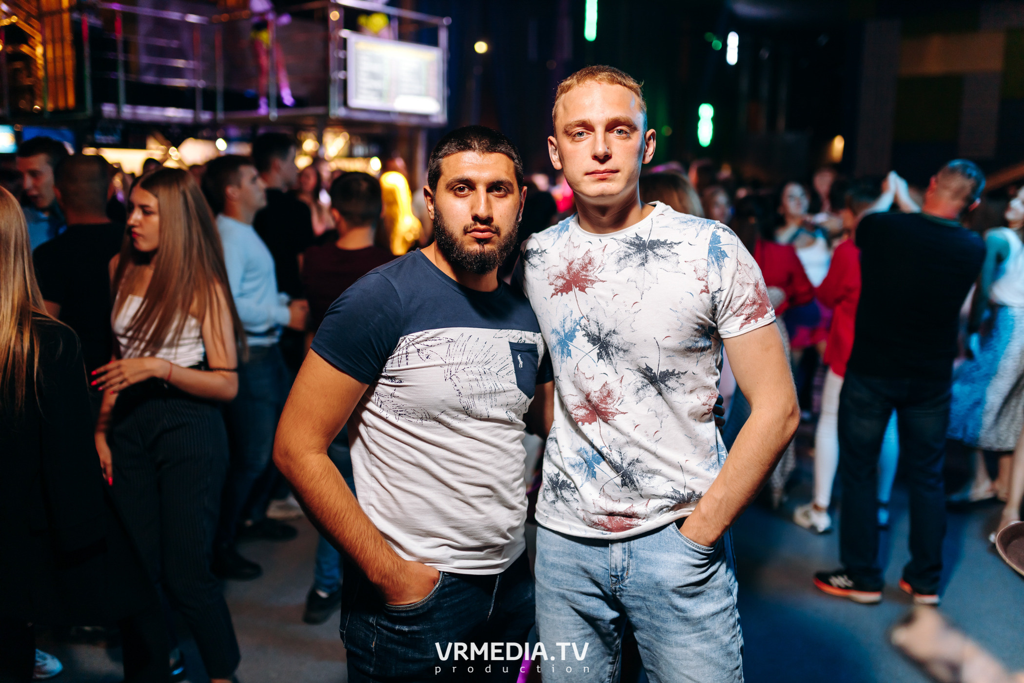 Выходные в баре «DOSKI»