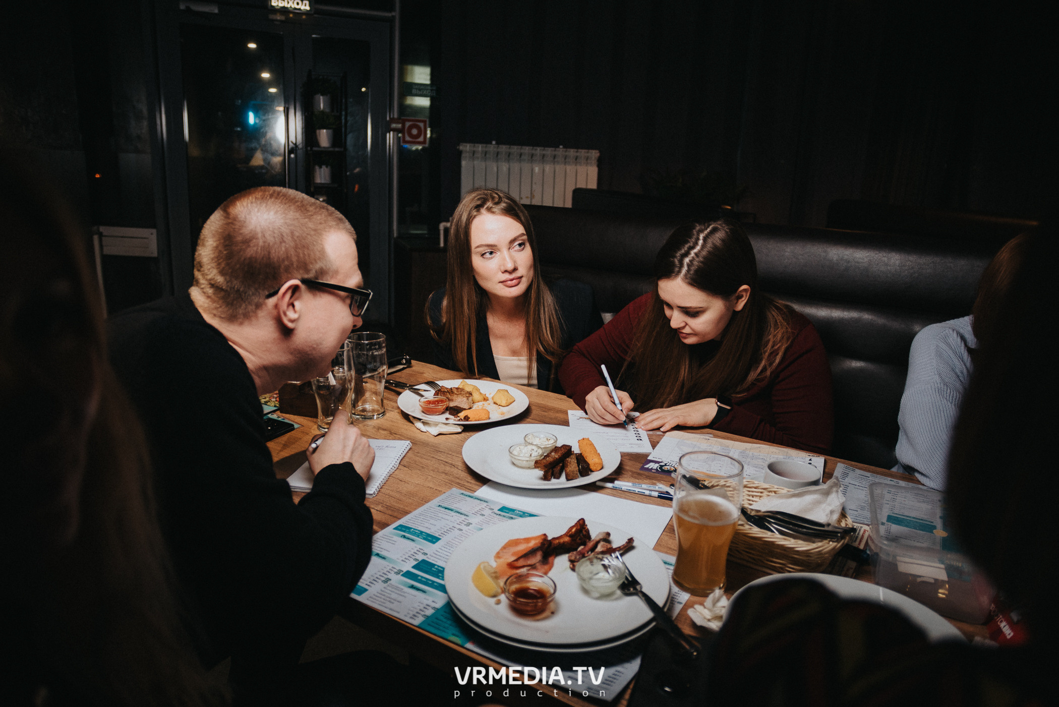 WoW QuiZ в баре «DOSKI»