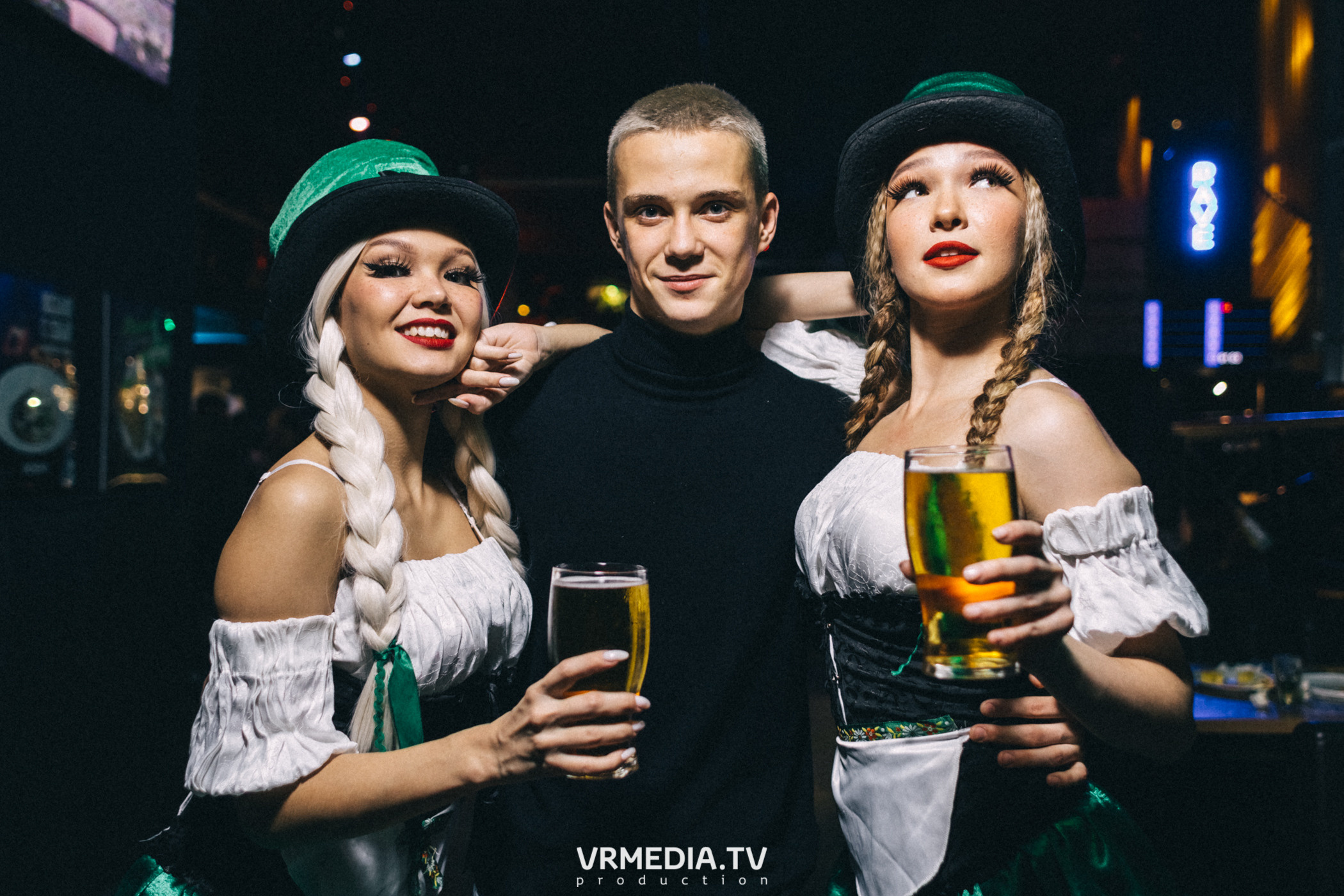 Выходные в баре «DOSKI»