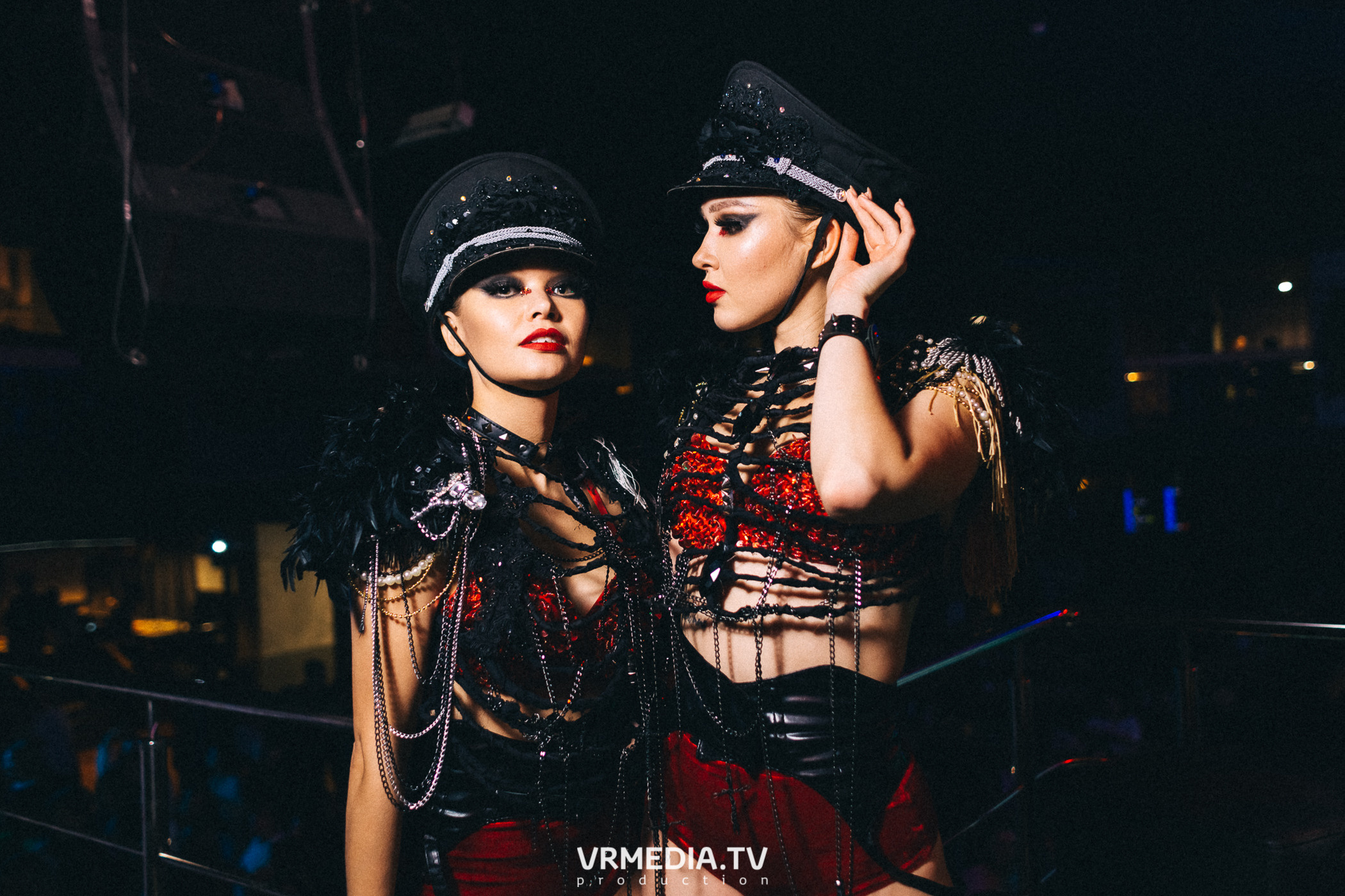 Выходные в баре «DOSKI»