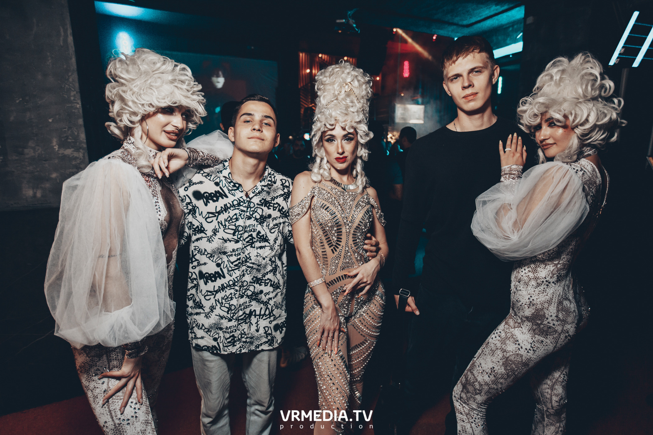 Выходные в баре «DOSKI»