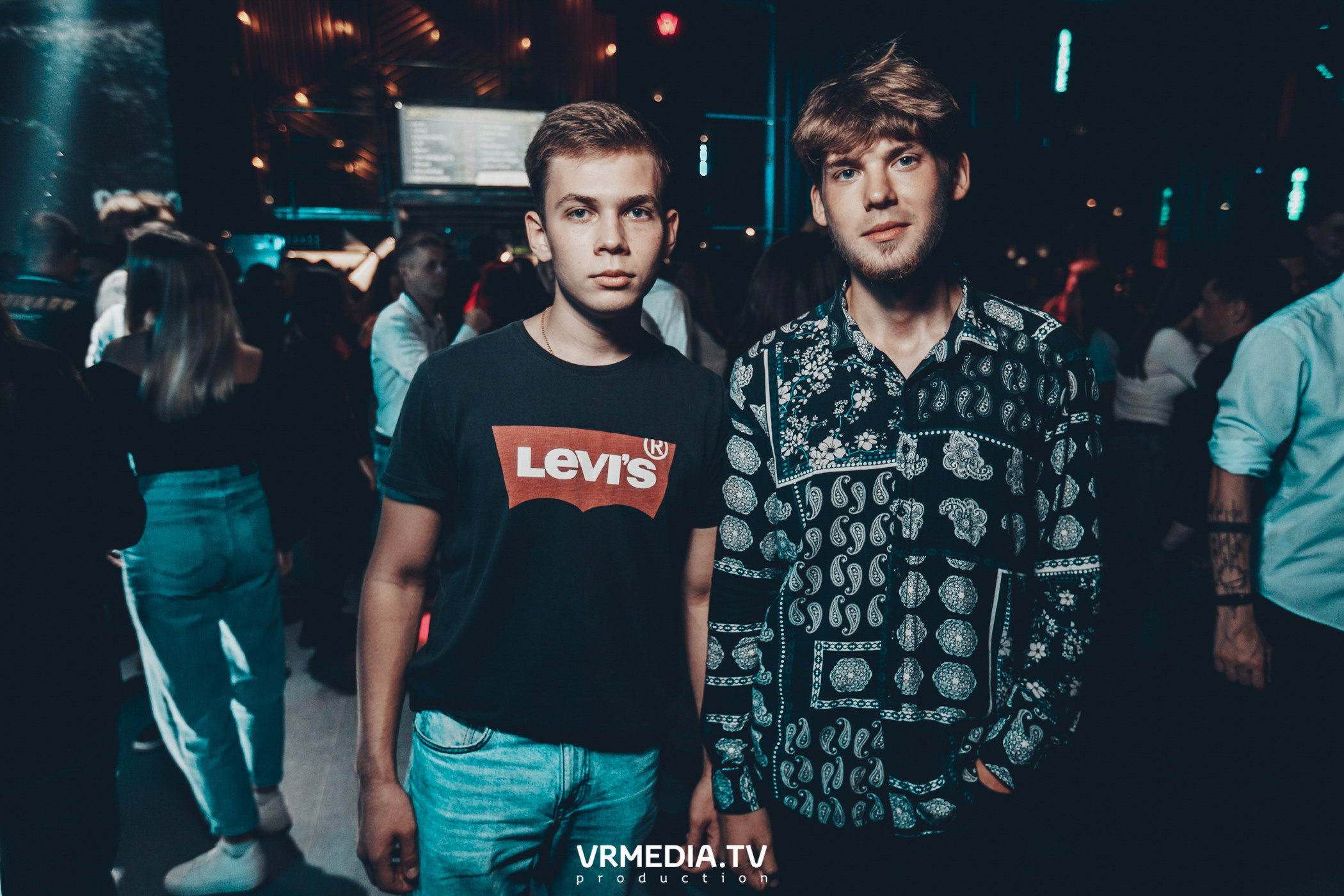 Выходные в баре «DOSKI»