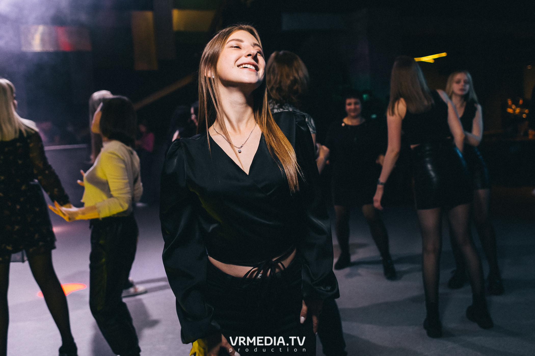 Выходные в баре «DOSKI»