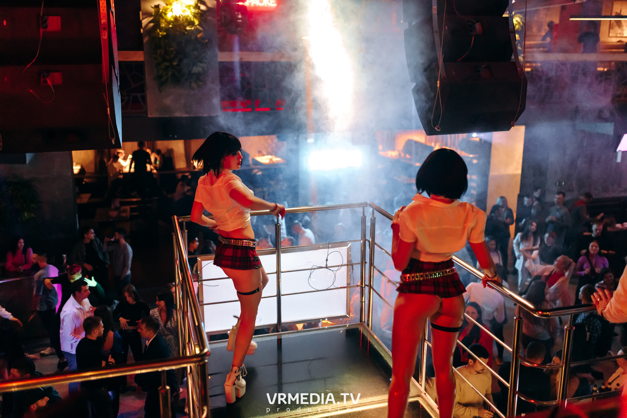 Выходные в баре «DOSKI»