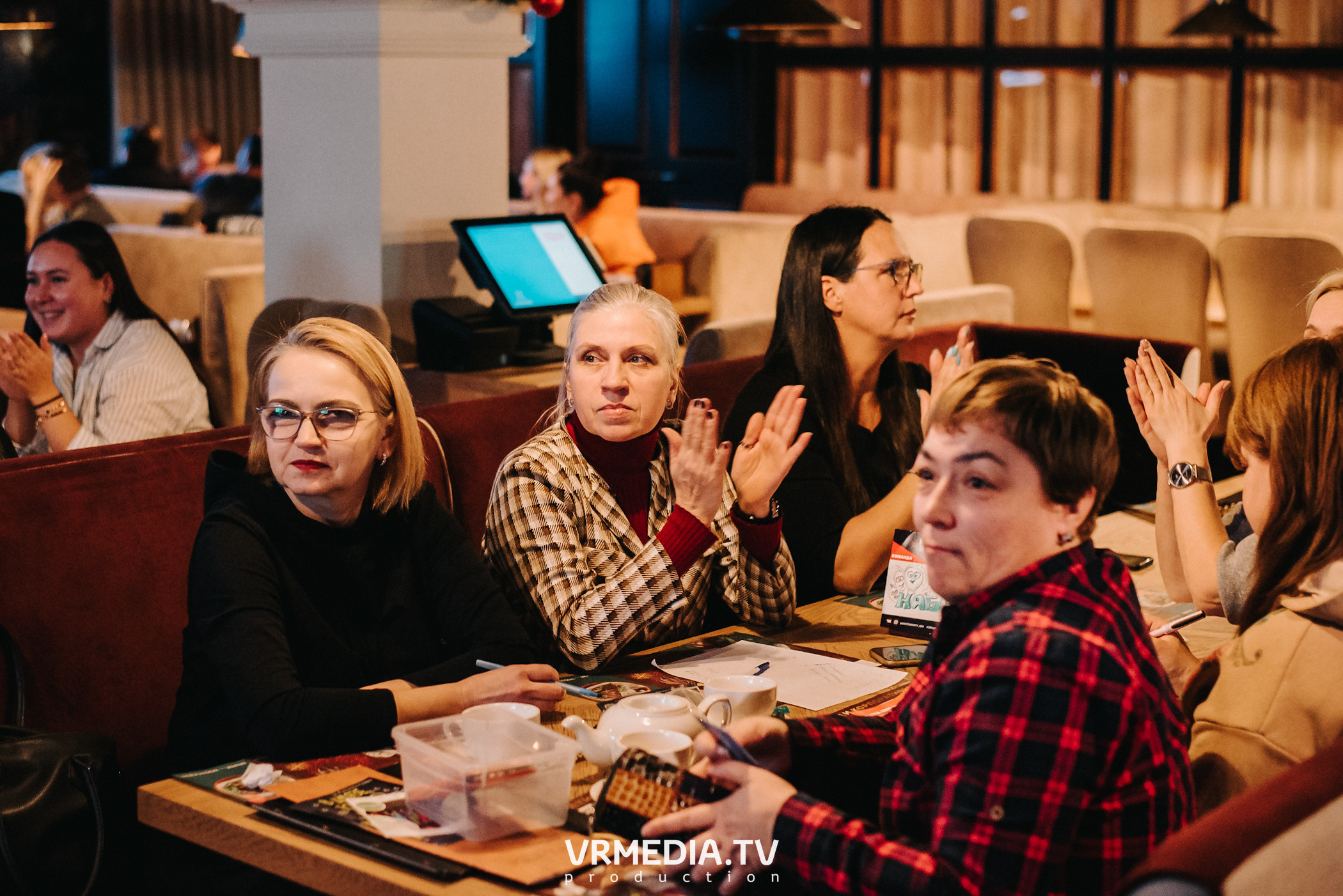 Эйнштейн пати в ресторане «Мюнхен»