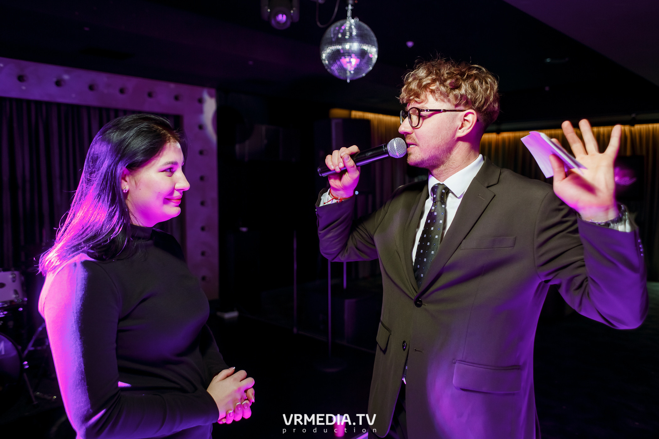 Выходные в караоке-баре «Volna»