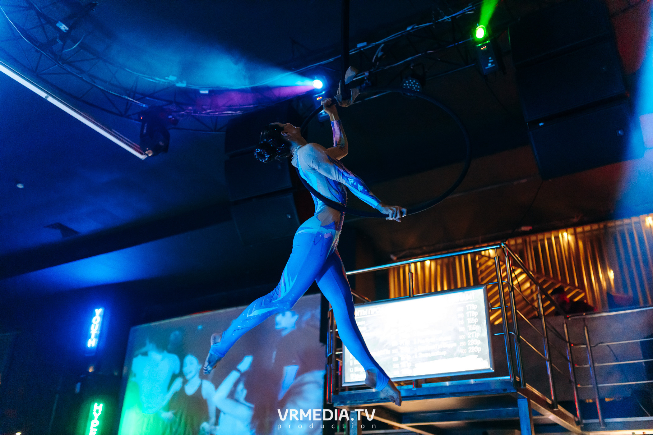 Выходные в баре «DOSKI»