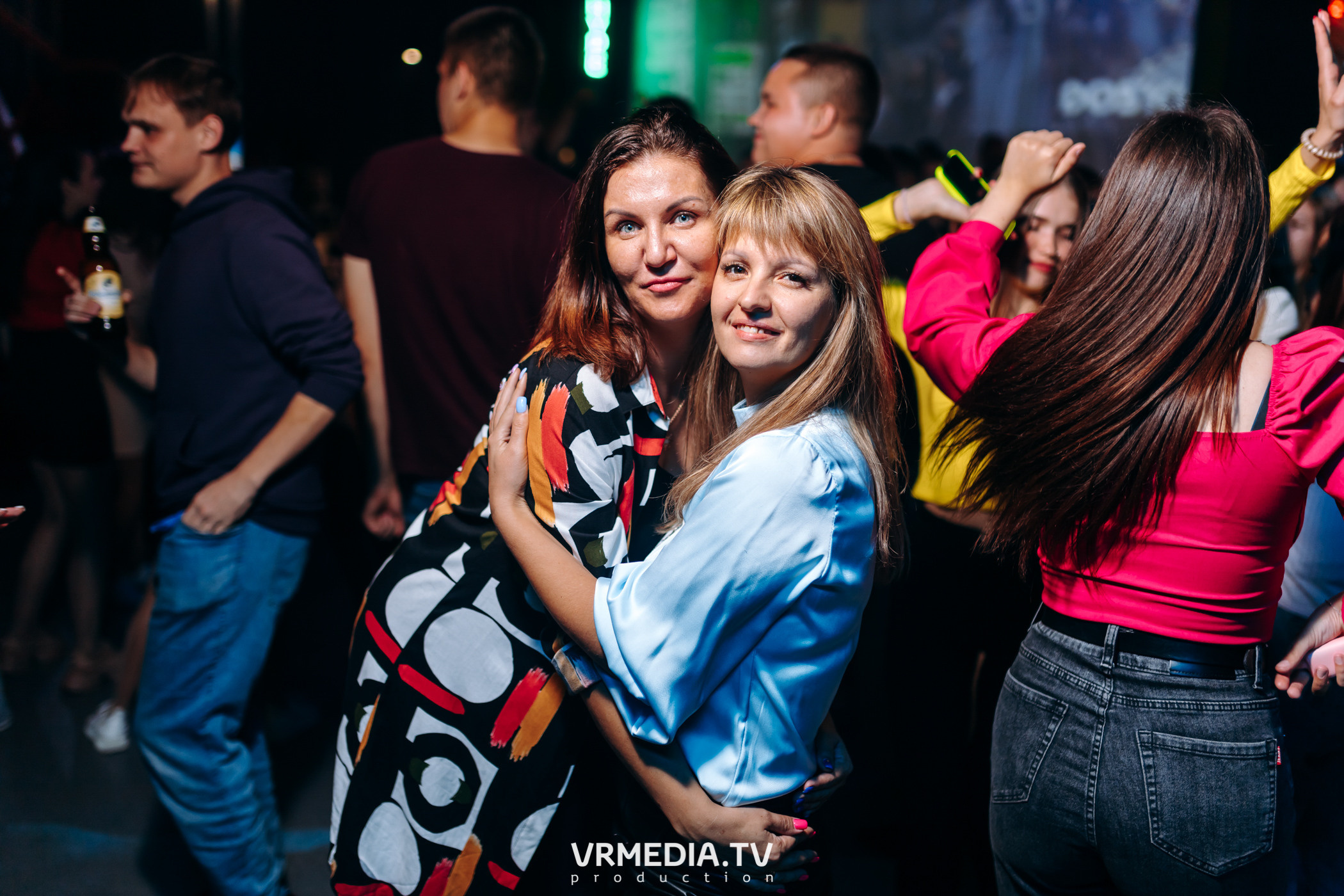 Выходные в баре «DOSKI»