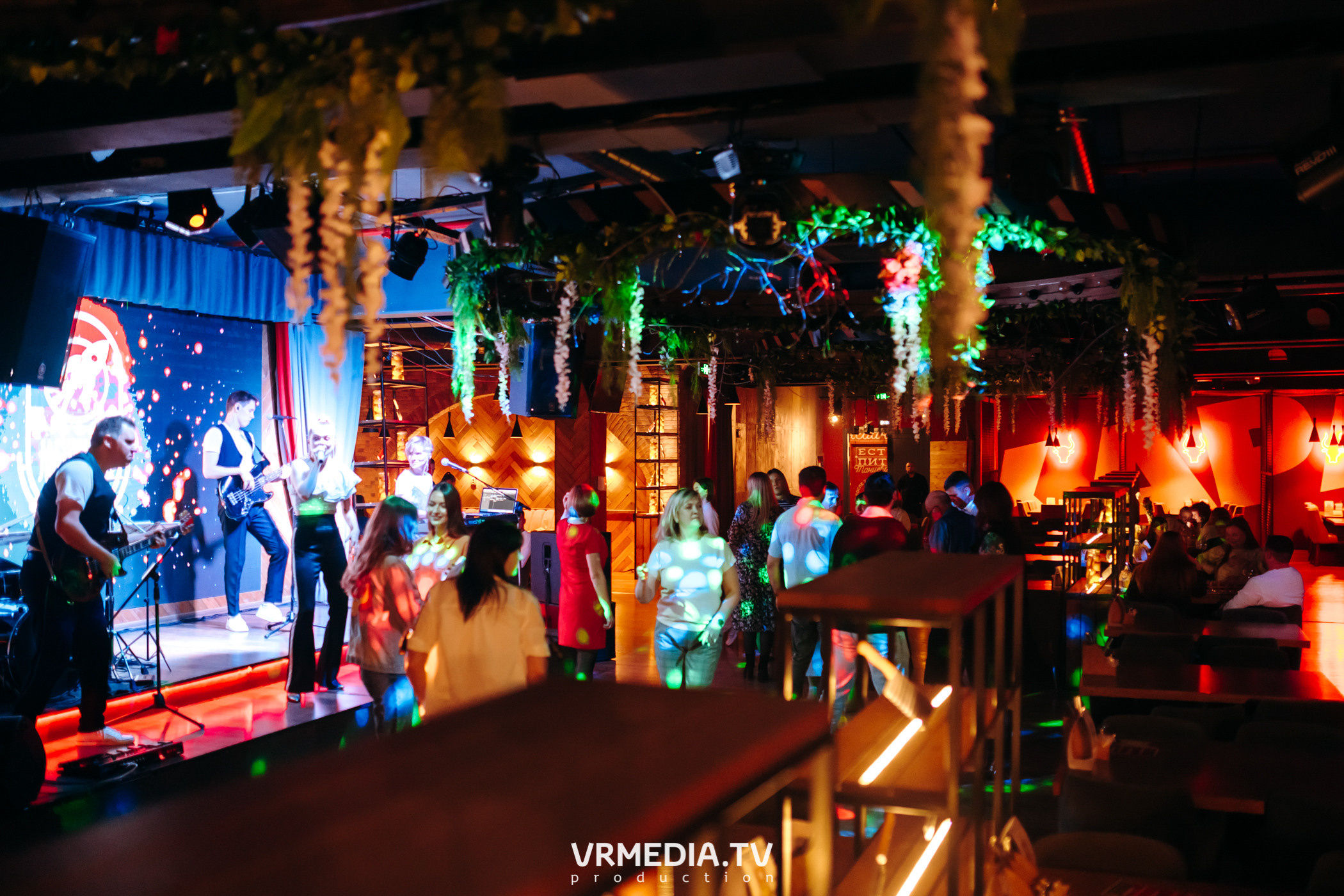 #ЖАРКИЕДНИИНОЧИ в гриль-баре «Жара»