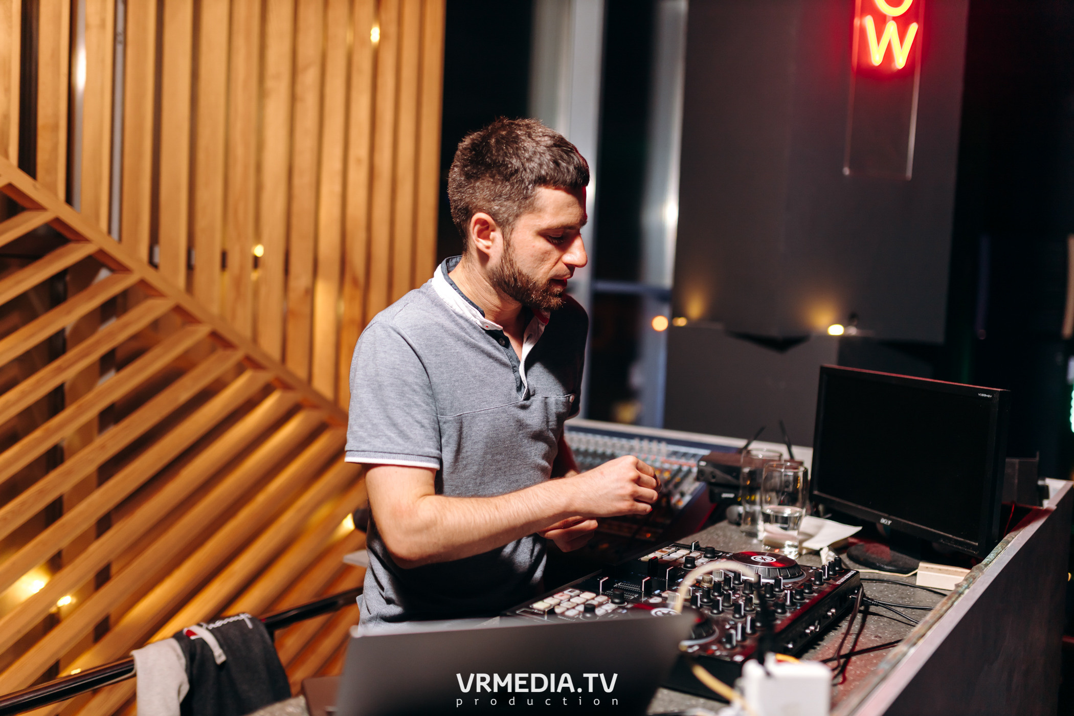 Выходные в баре «DOSKI»