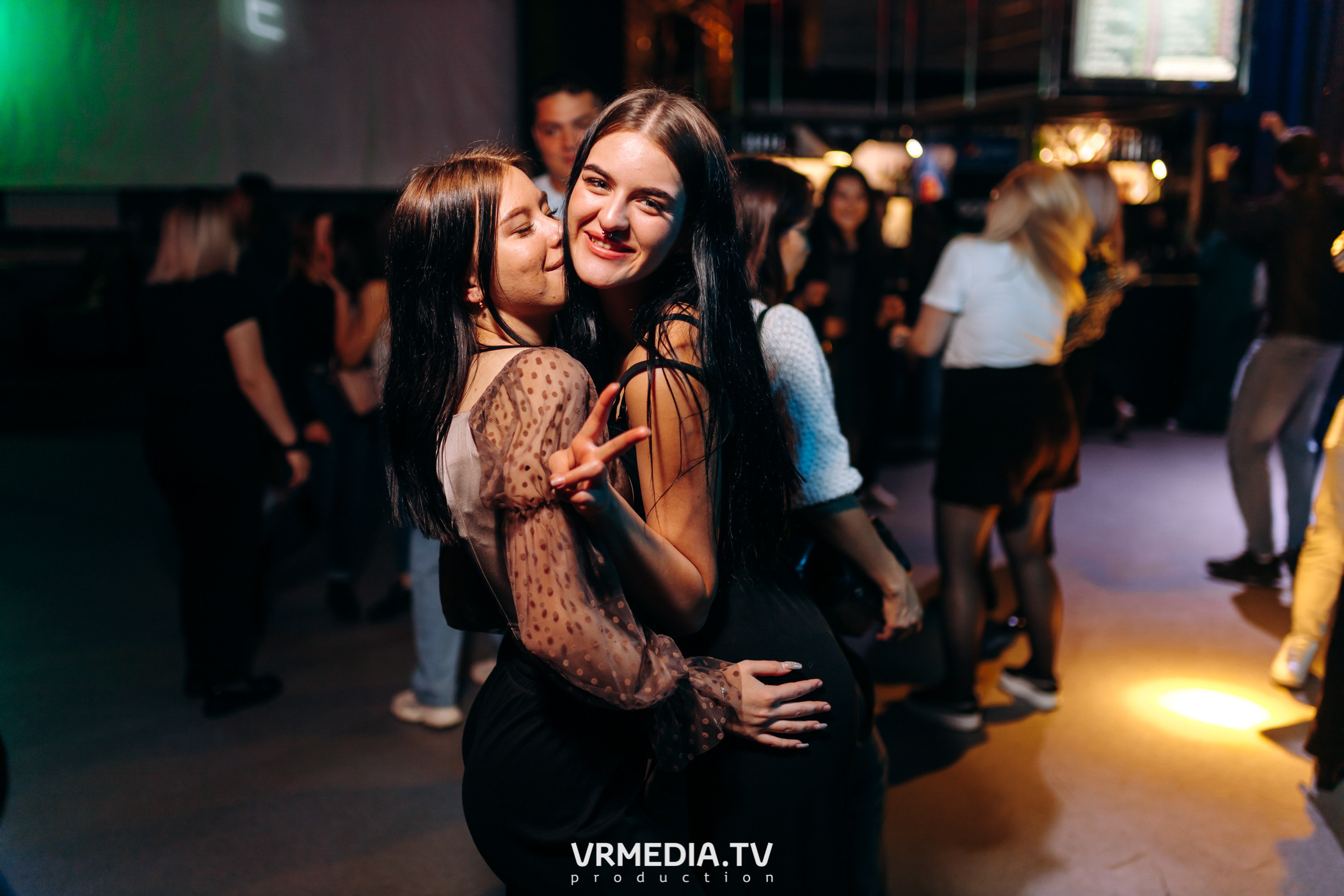 Выходные в баре «DOSKI»