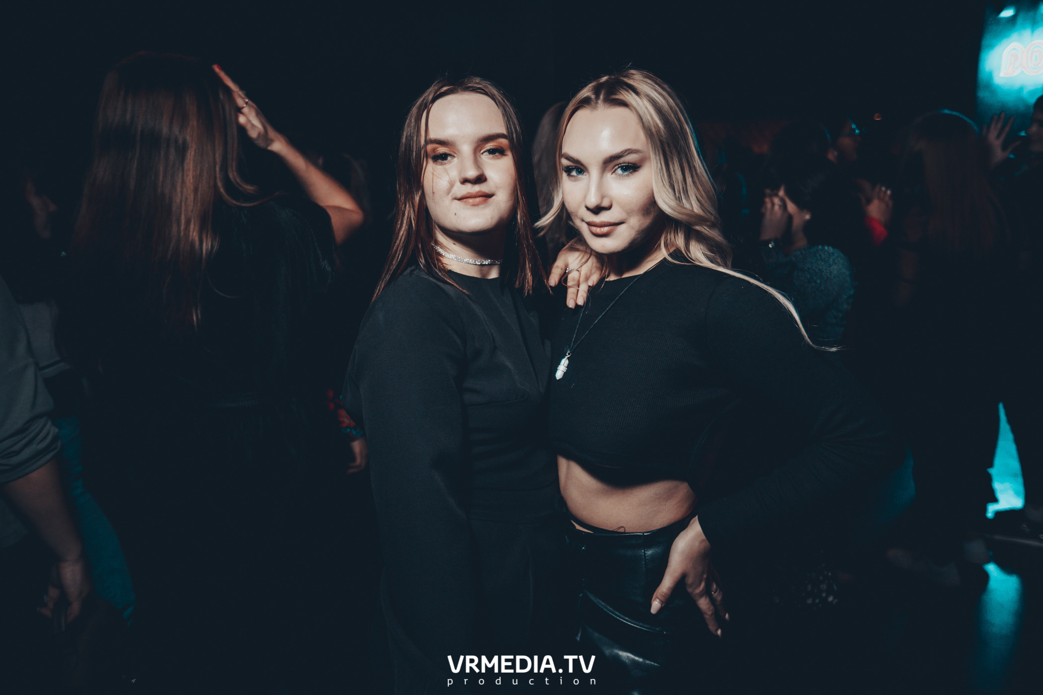 Выходные в баре «DOSKI»