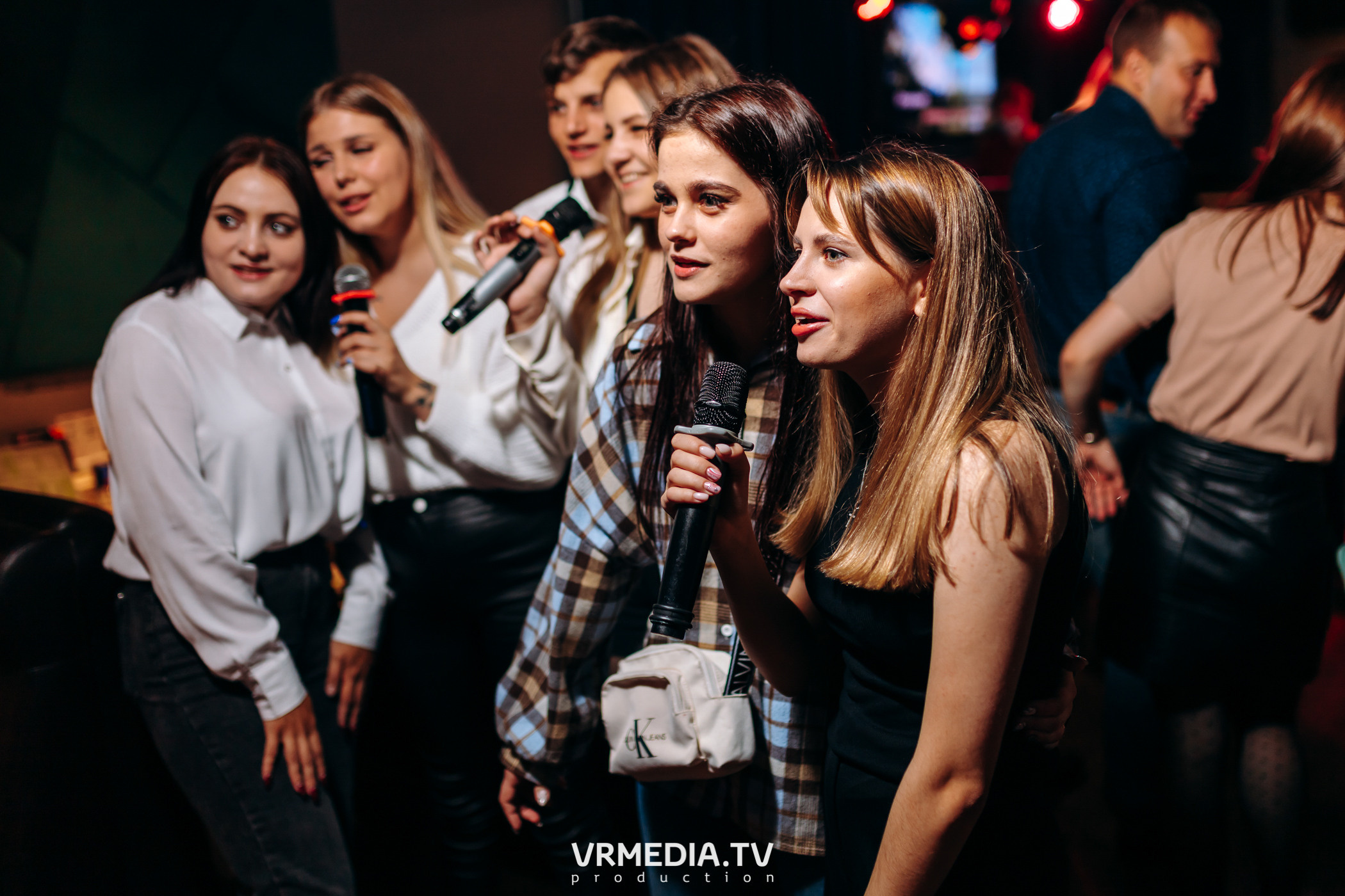 Выходные в баре «DOSKI»