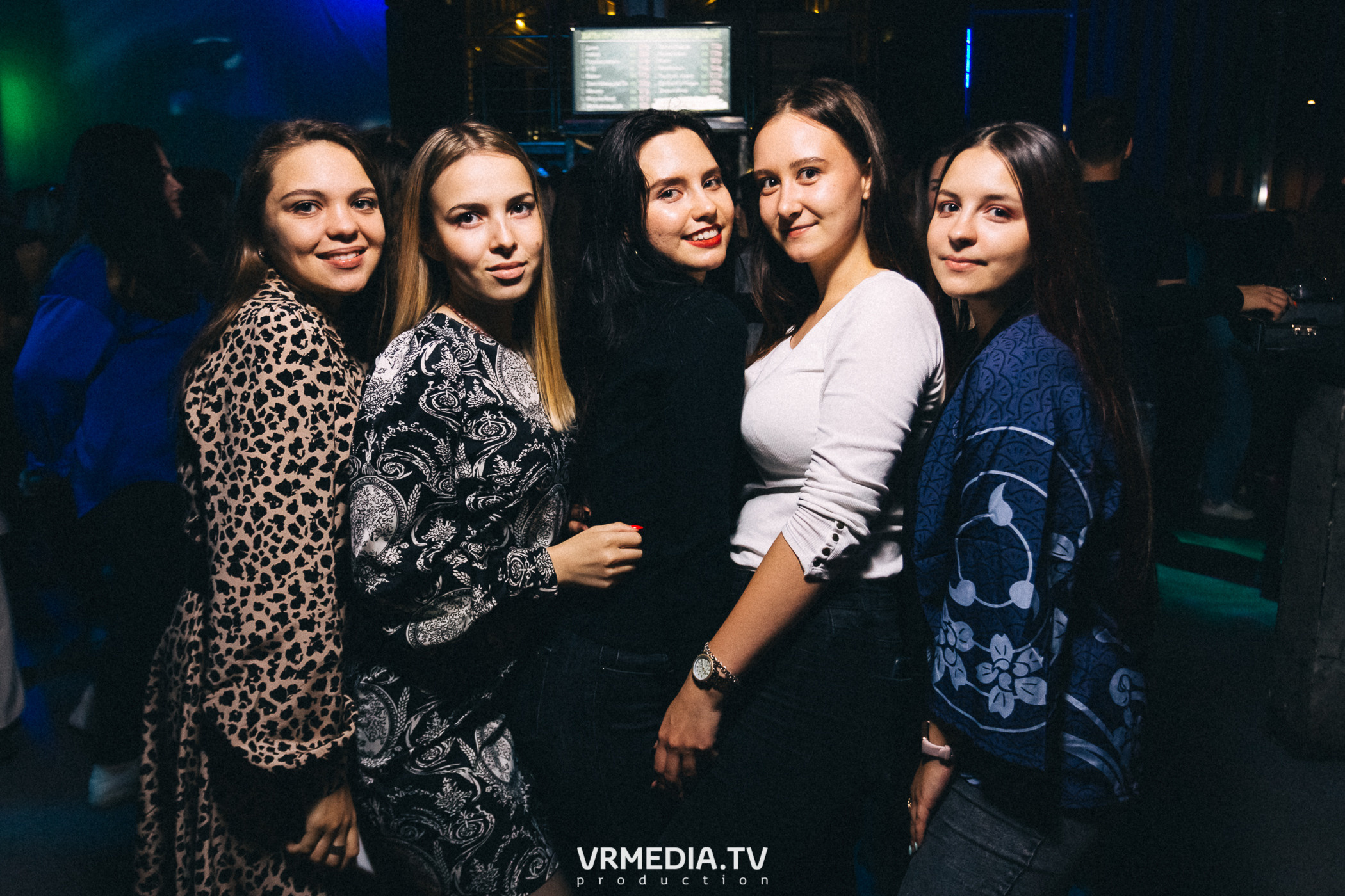 Выходные в баре «DOSKI»