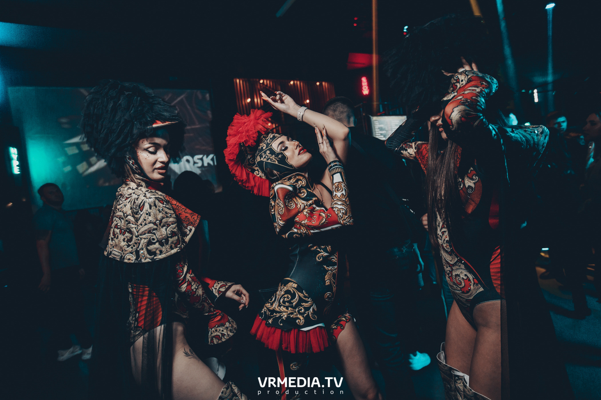 Выходные в баре «DOSKI»