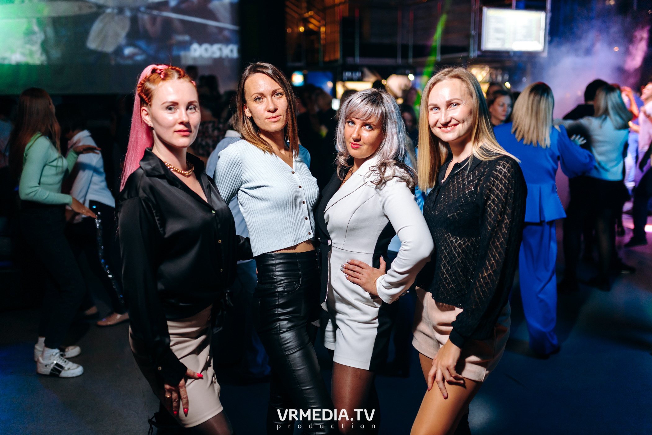 Выходные в баре «DOSKI»