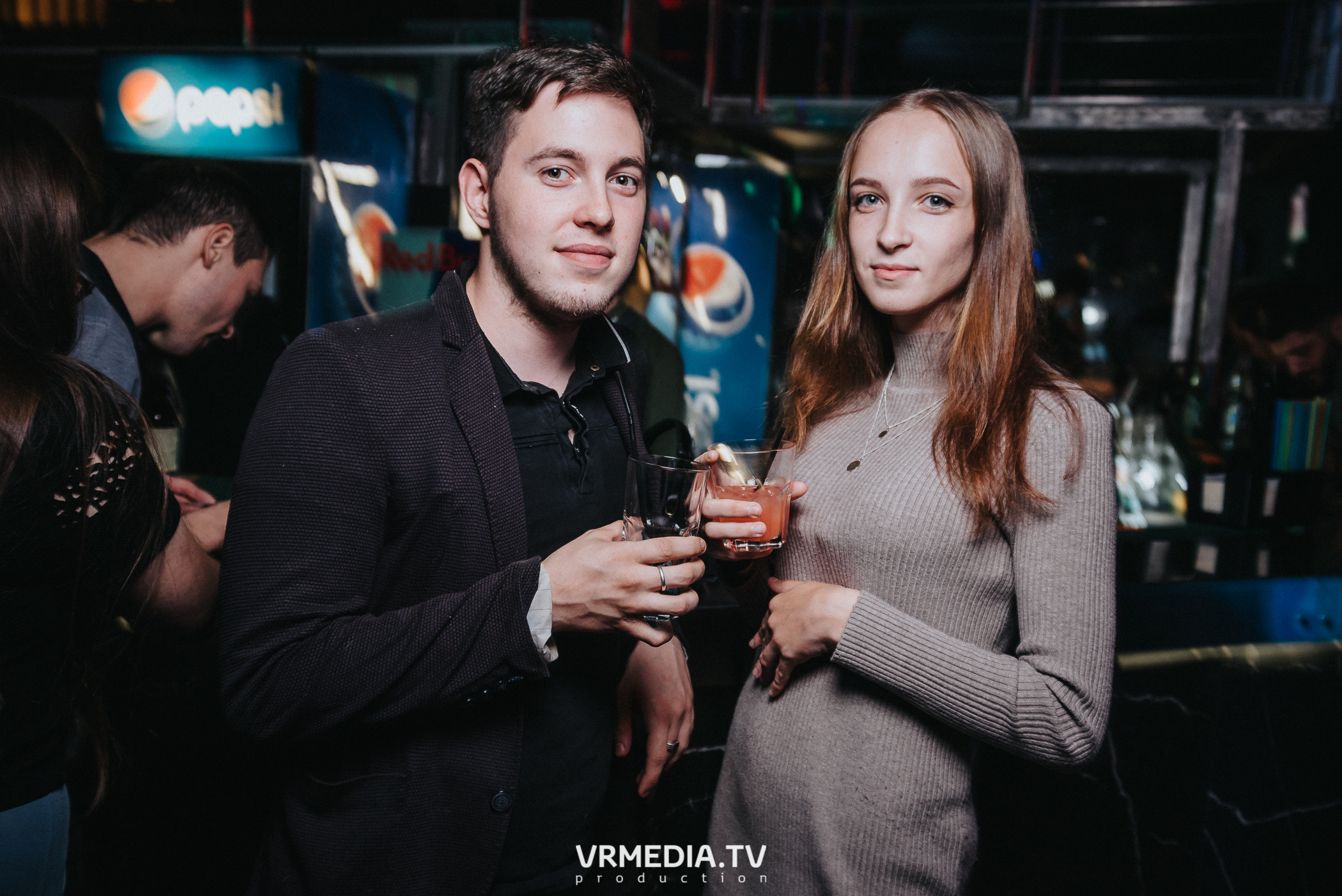 Выходные в баре «DOSKI»