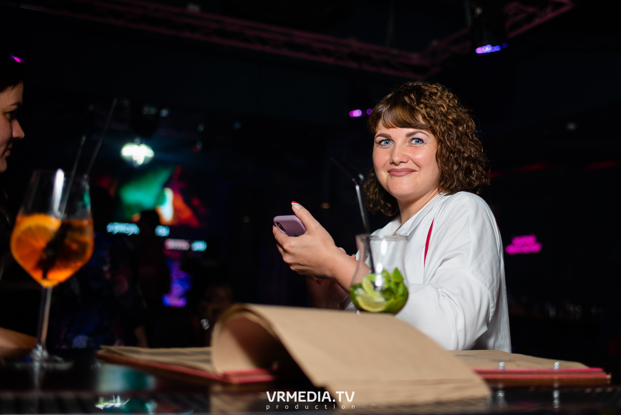 Выходные в караоке-баре «Опера»