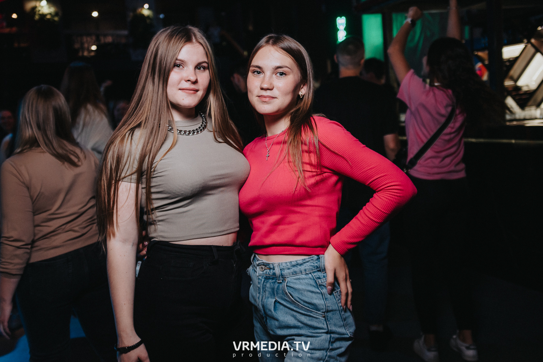 Выходные в баре «DOSKI»