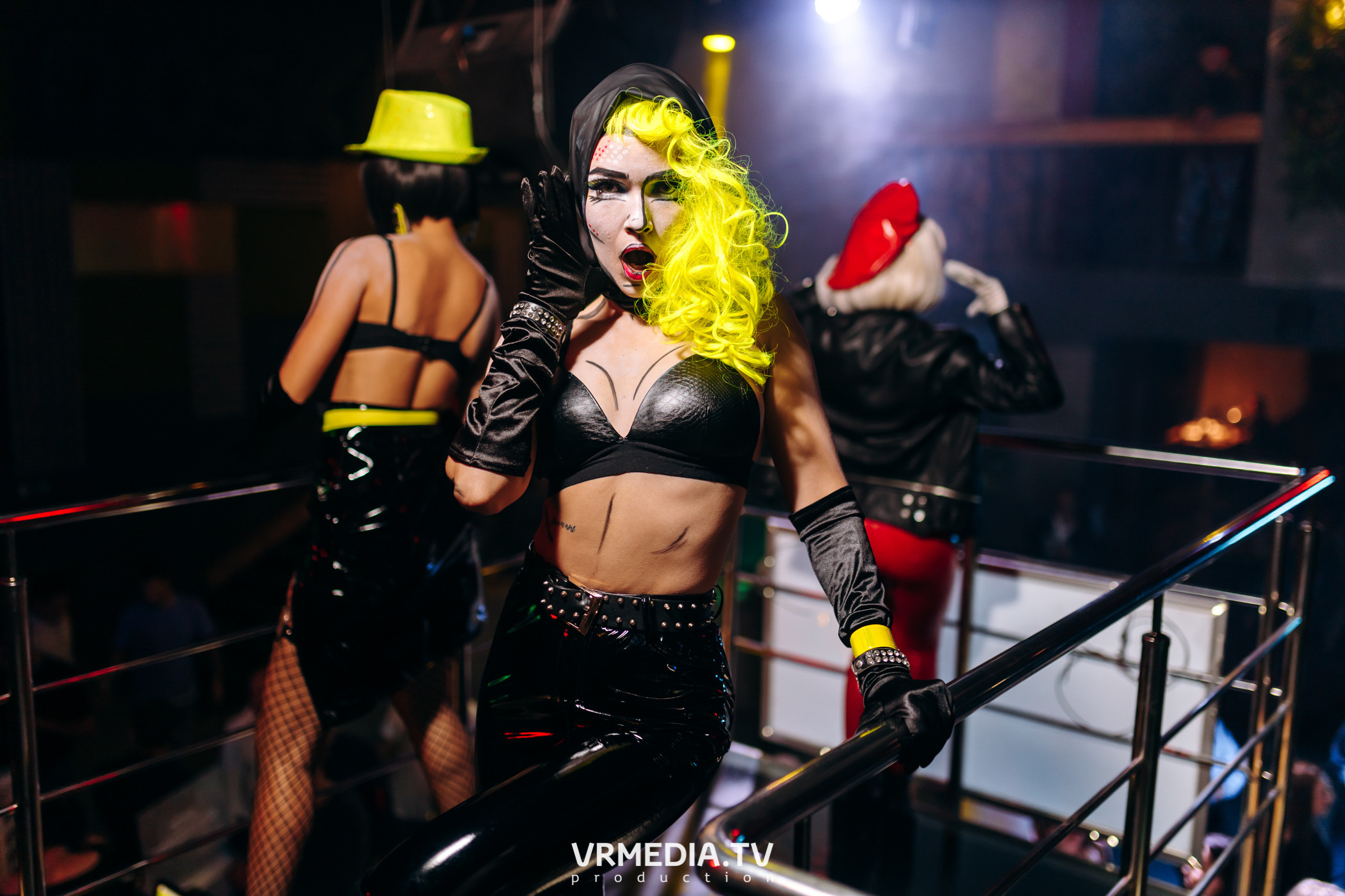 Выходные в баре «DOSKI»