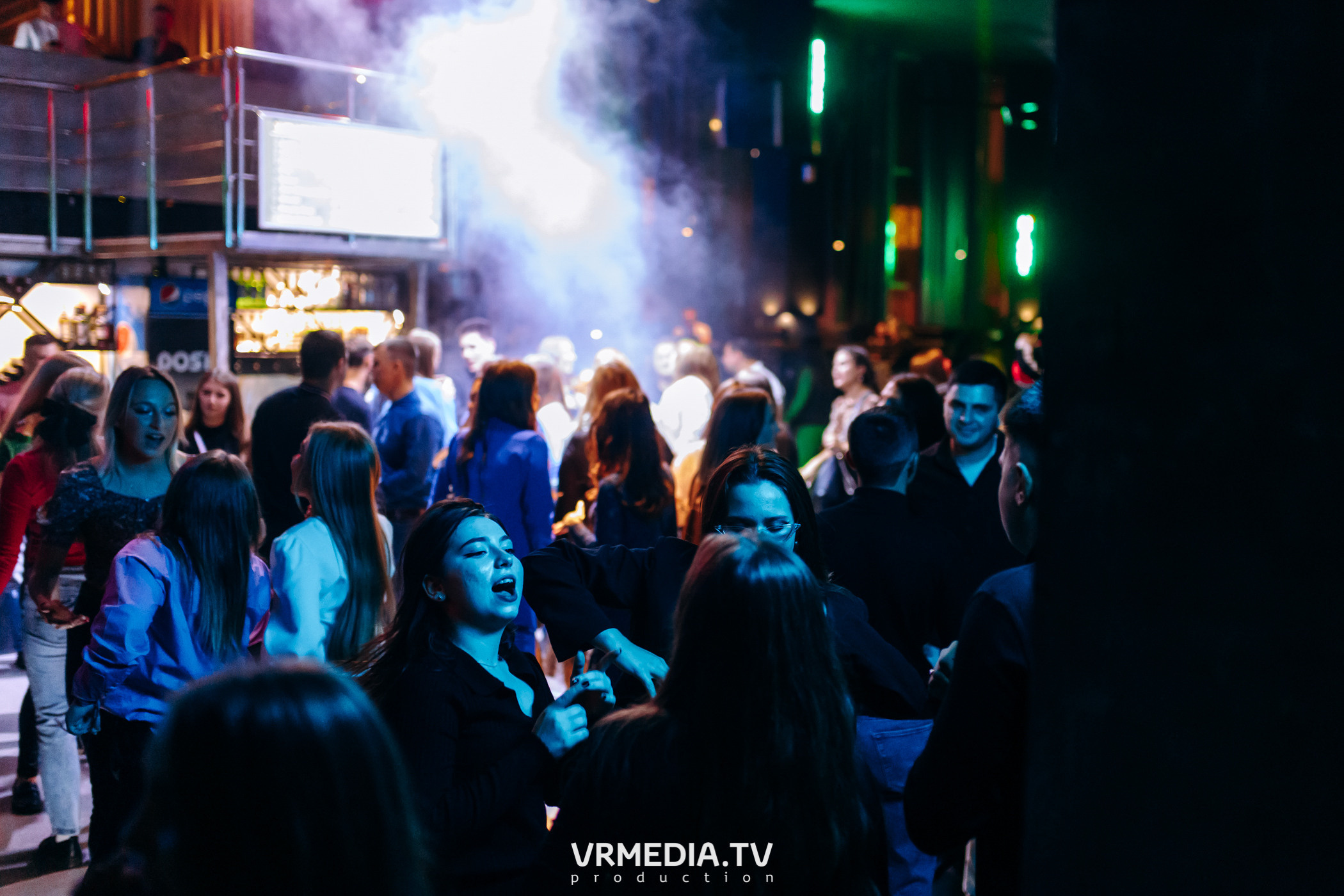 Выходные в баре «DOSKI»