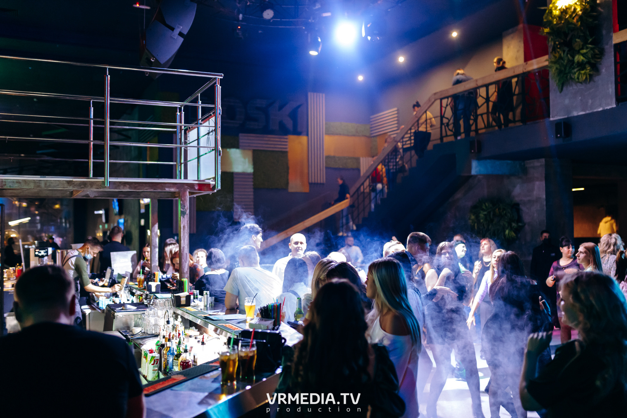 Выходные в баре «DOSKI»