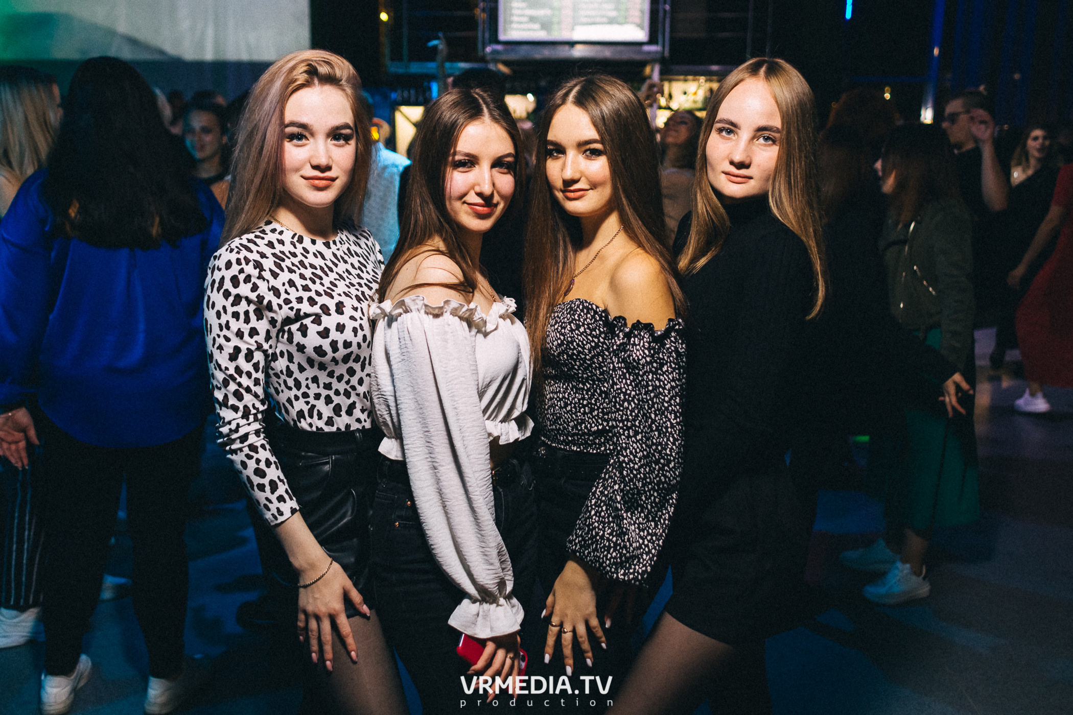 Выходные в баре «DOSKI»