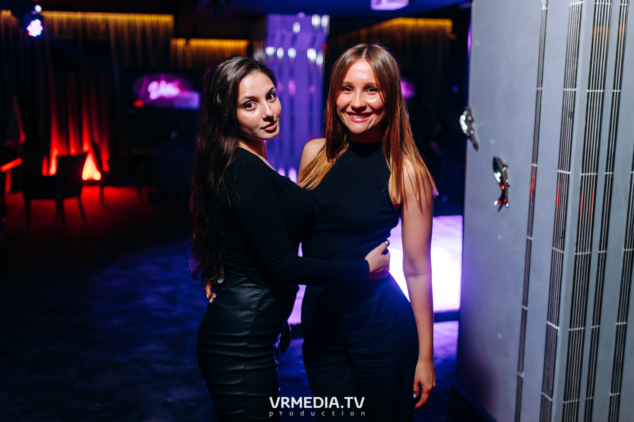 «Жуй орбит без сахара» в караоке-баре «Volna»