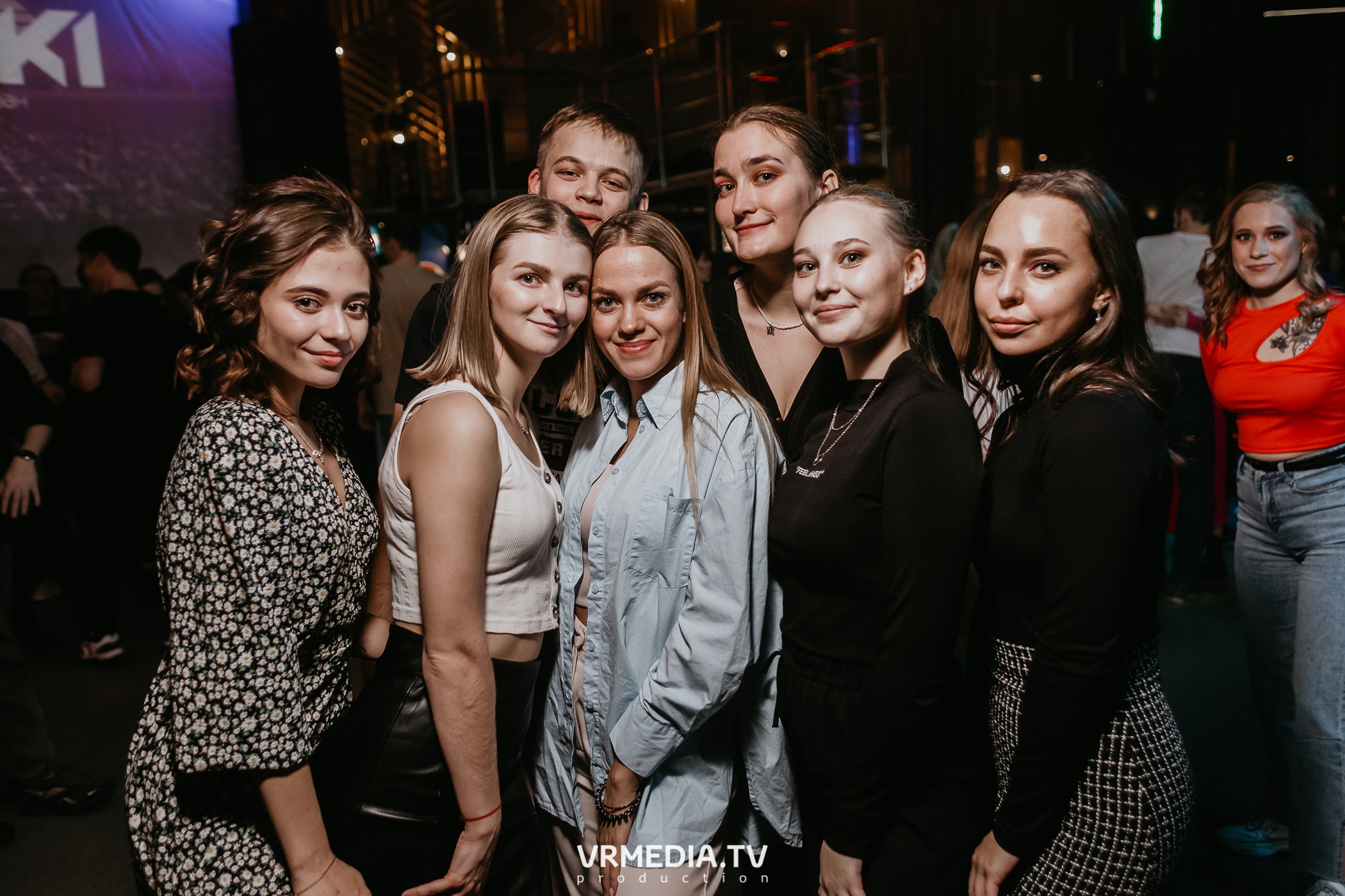 Выходные в баре «DOSKI»