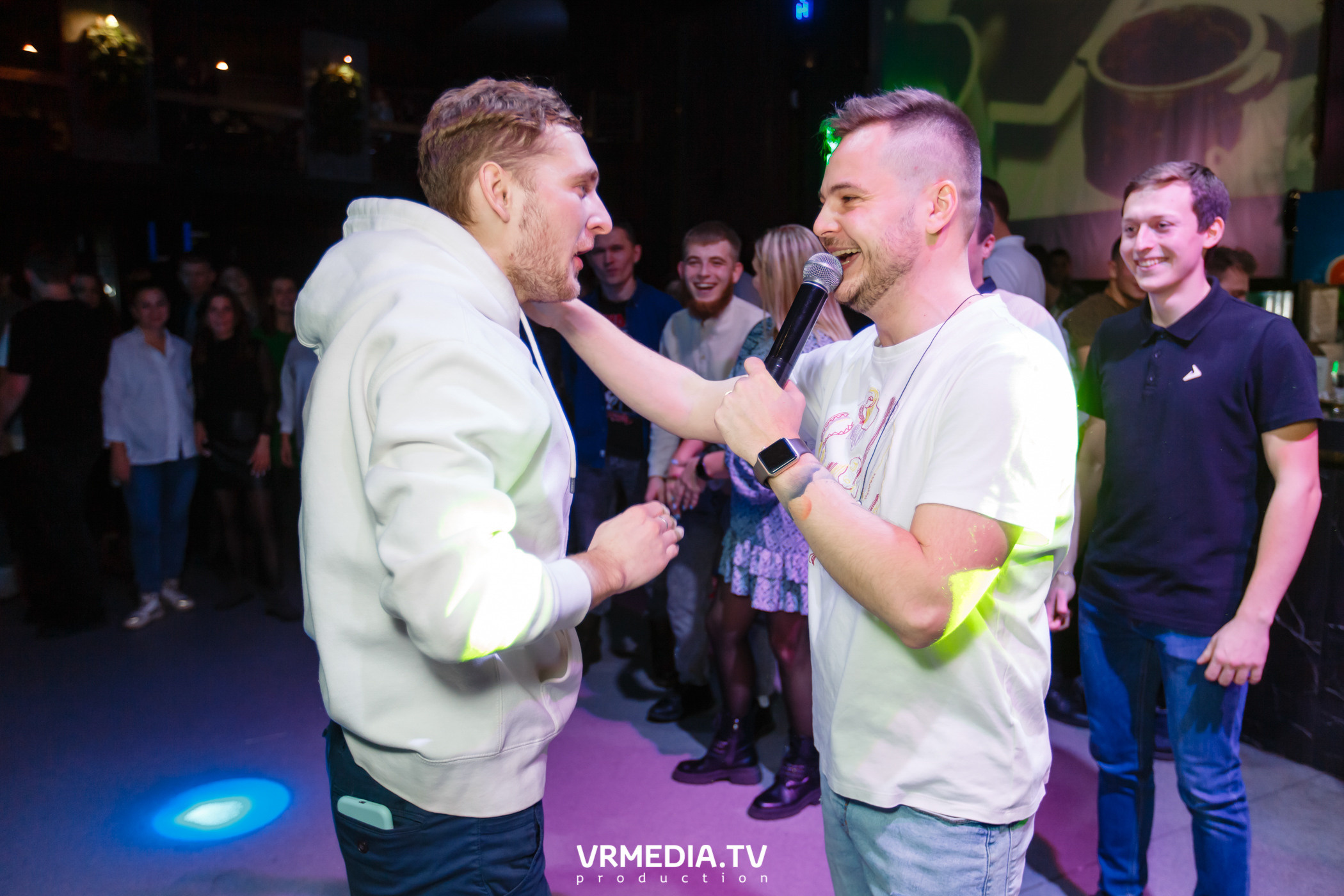 Выходные в баре «DOSKI»